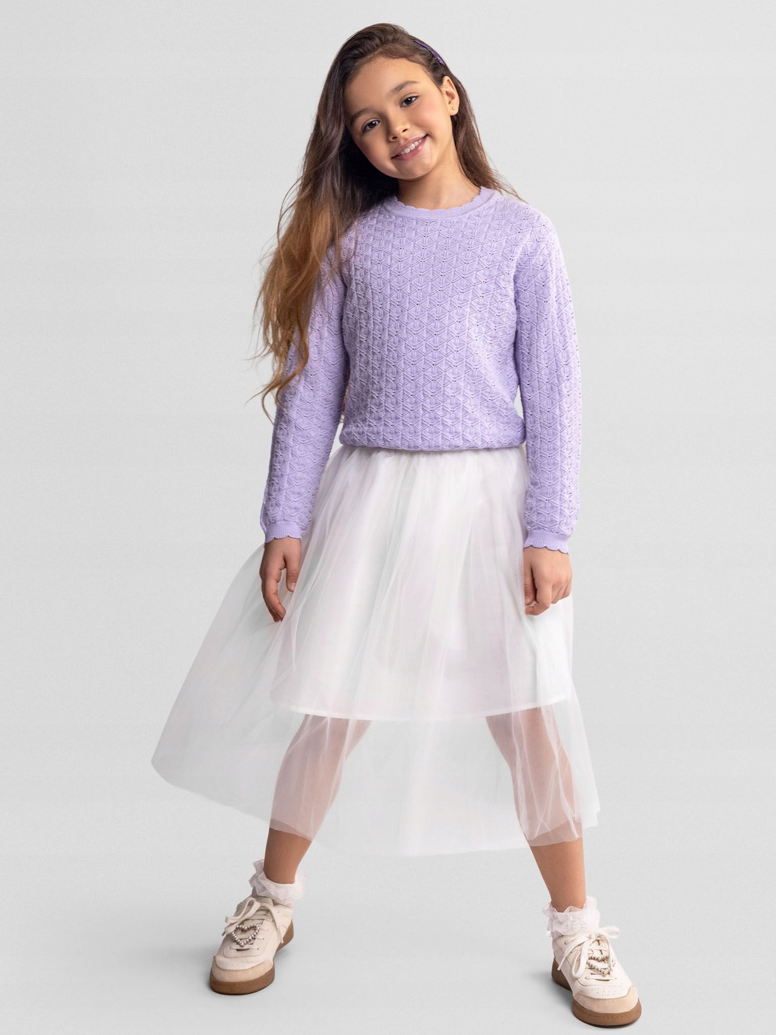 Dziewczęcy sweter ażurowy z ozdobnym wykończeniem liliowy Minoti R 110/116