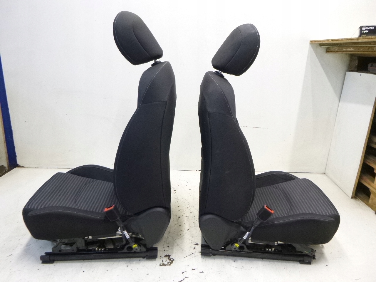 Sitze Komplet mitte Kia X CEED 2021r. EUROPA PHEV