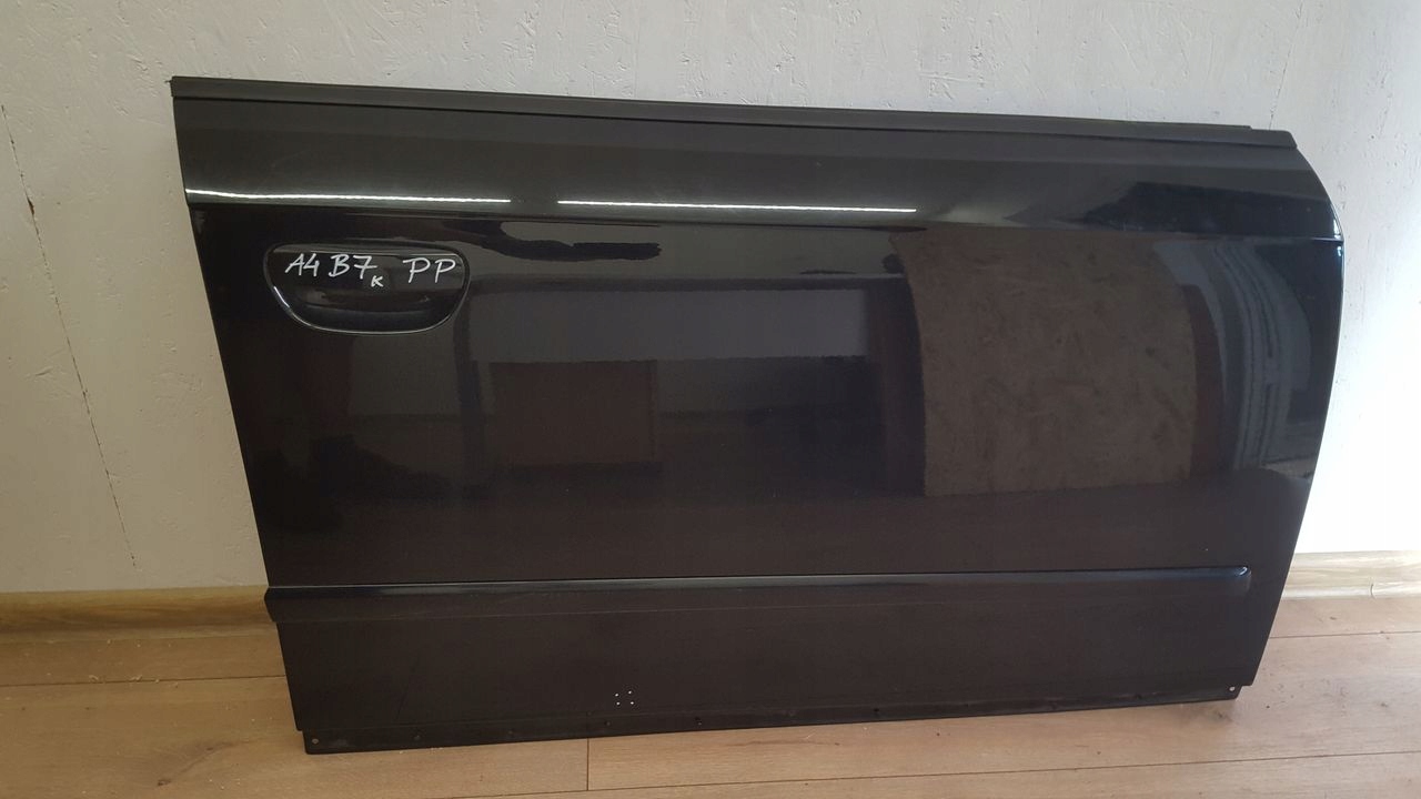 door front front right Audi A4 B7 2,0 TDI
