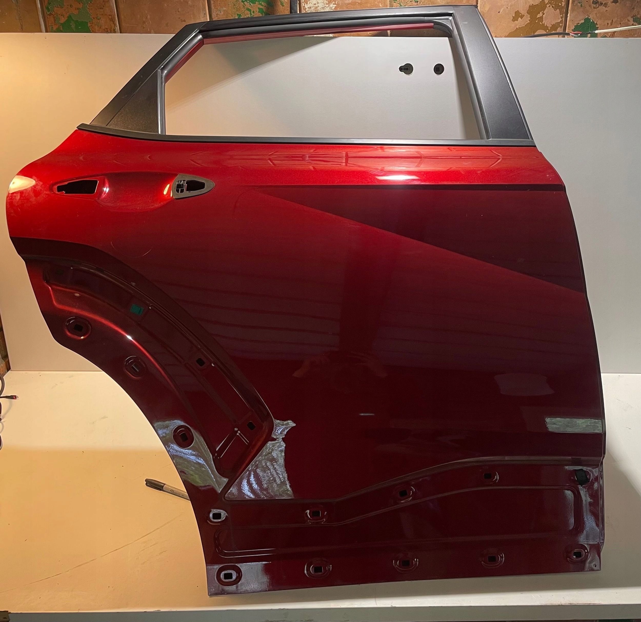 Hyundai Kona II 2024 Tył strona prawa Drzwi tylne