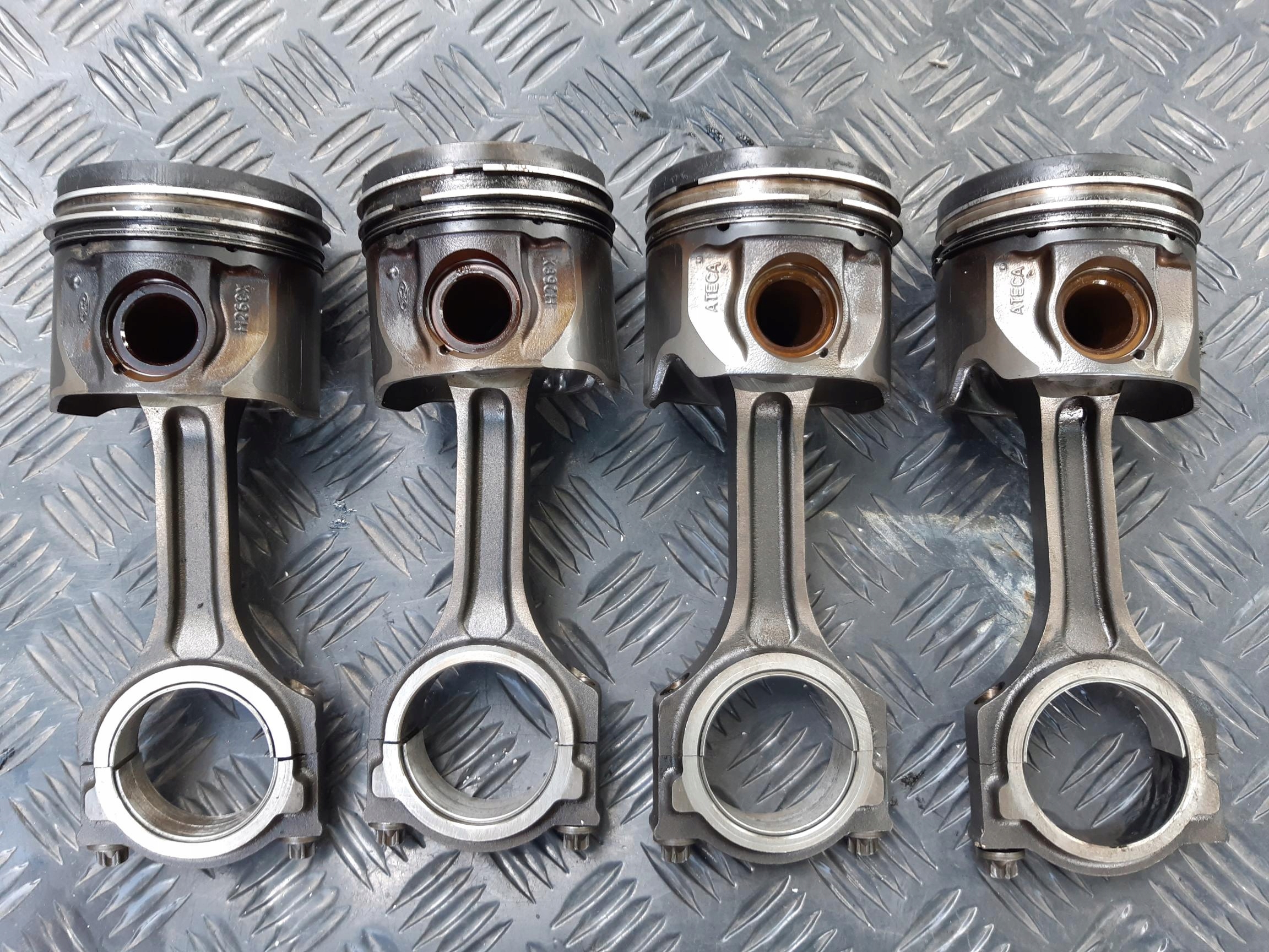 FORD TRANSIT VII 06-13 2.4 ПОРШЕНЬ ШАТУН H268X