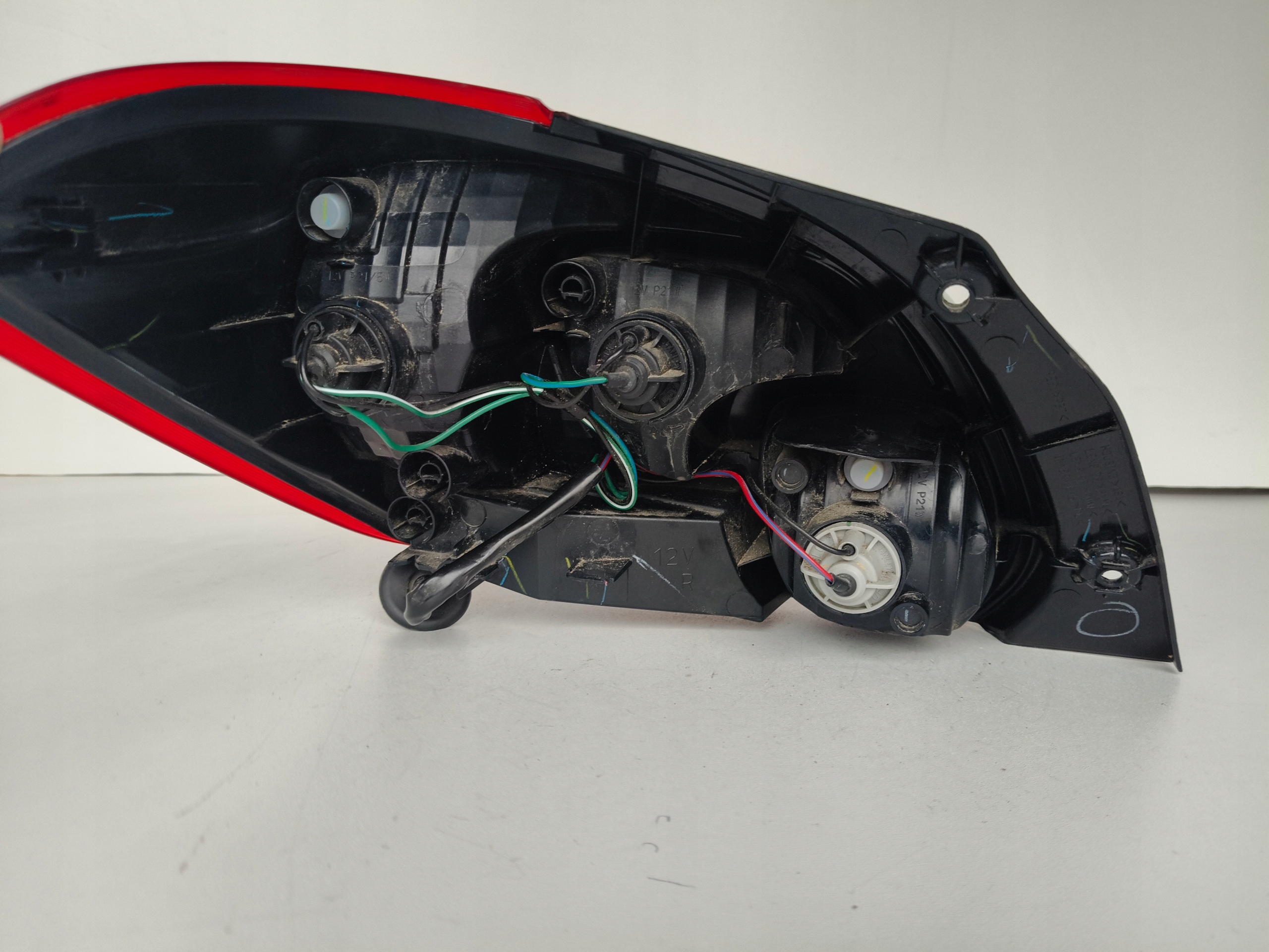 light right rear MITSUBISHI SPACE STAR 13-16
