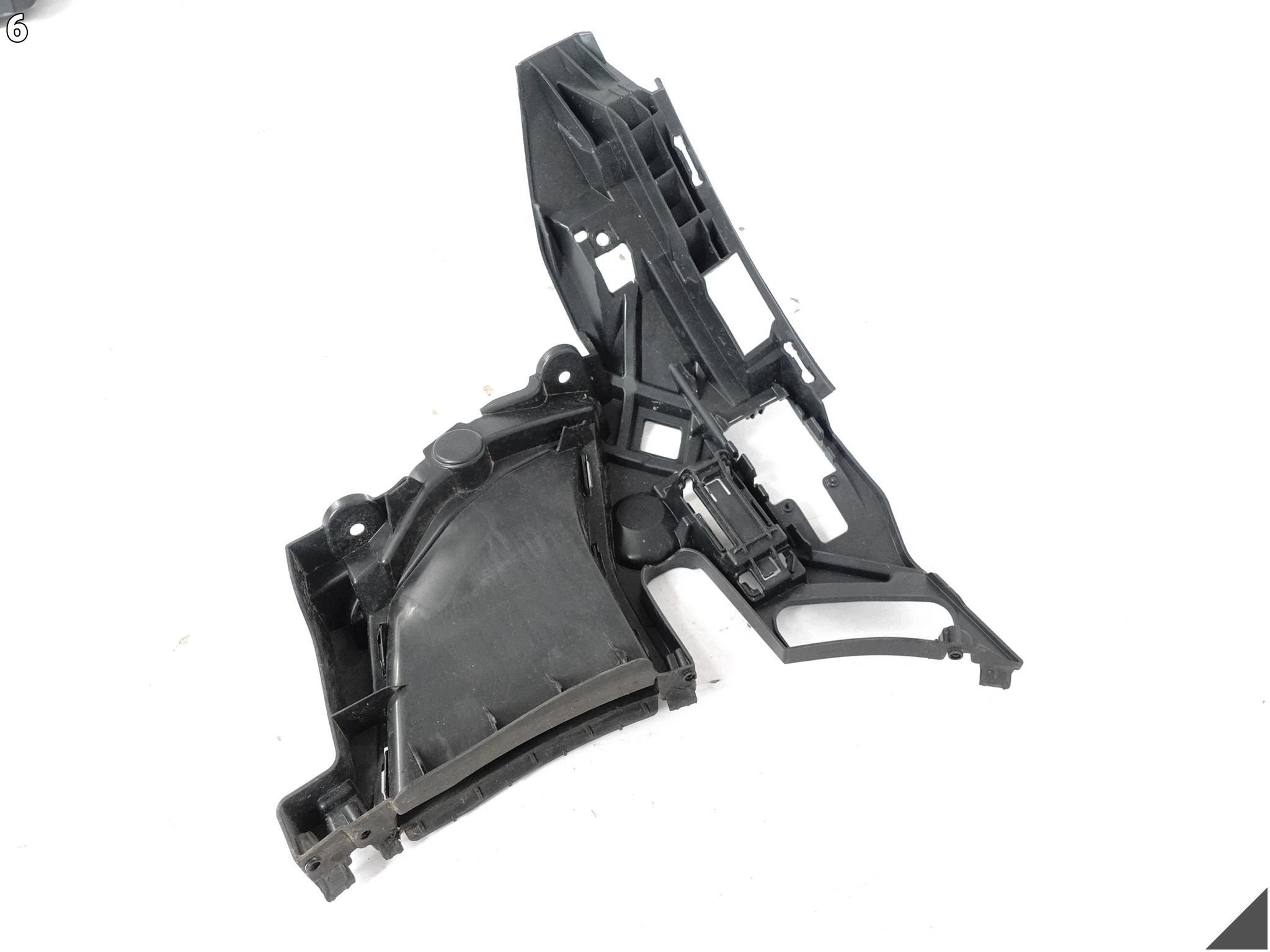 VW ID7 ID.7 14A 23- Support Support plaque Console W Pare choc Droite Avant