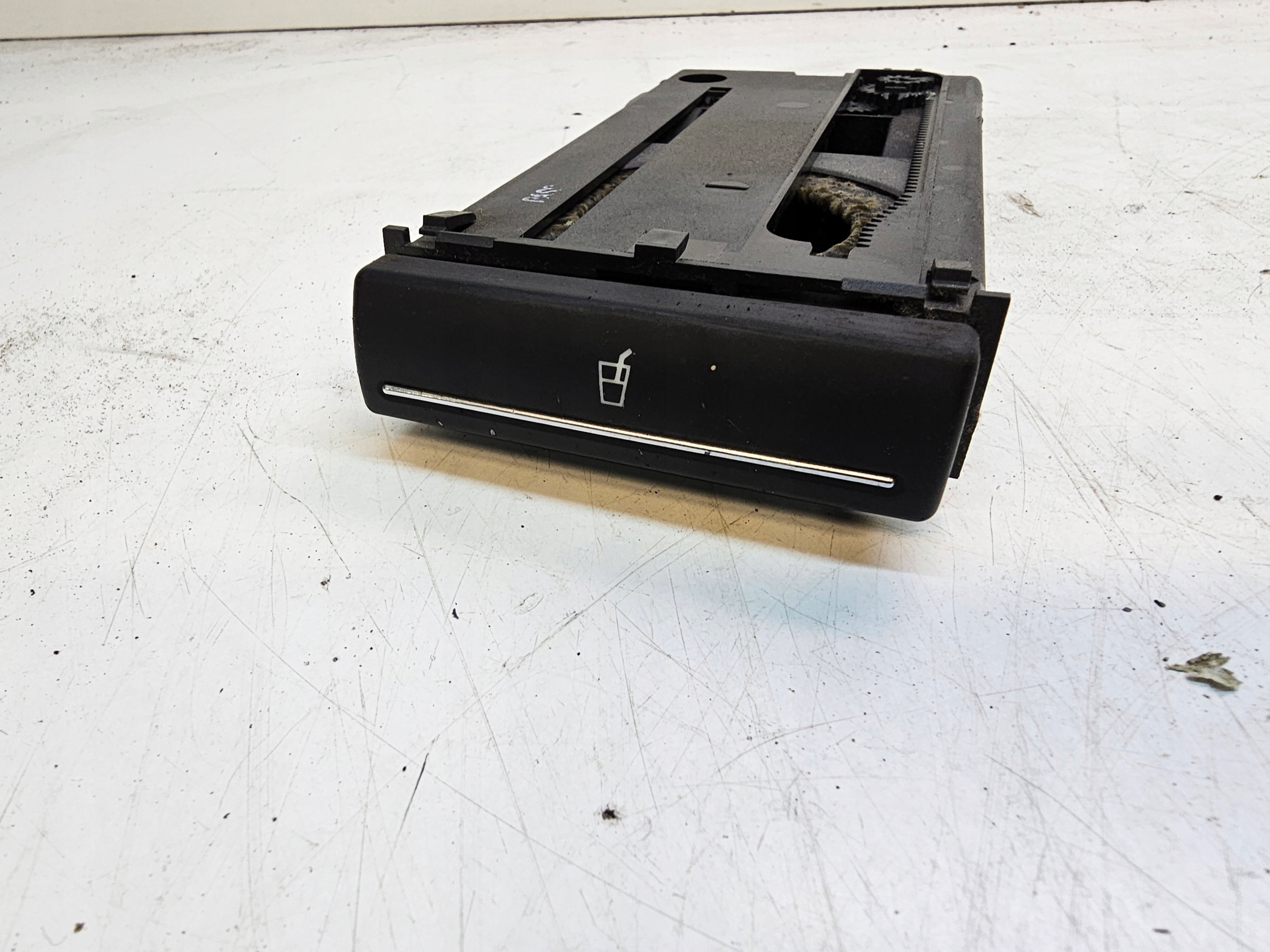 bracket STOJAK for KUBKEK AUDI A3 8P LIFT 8P0862534C