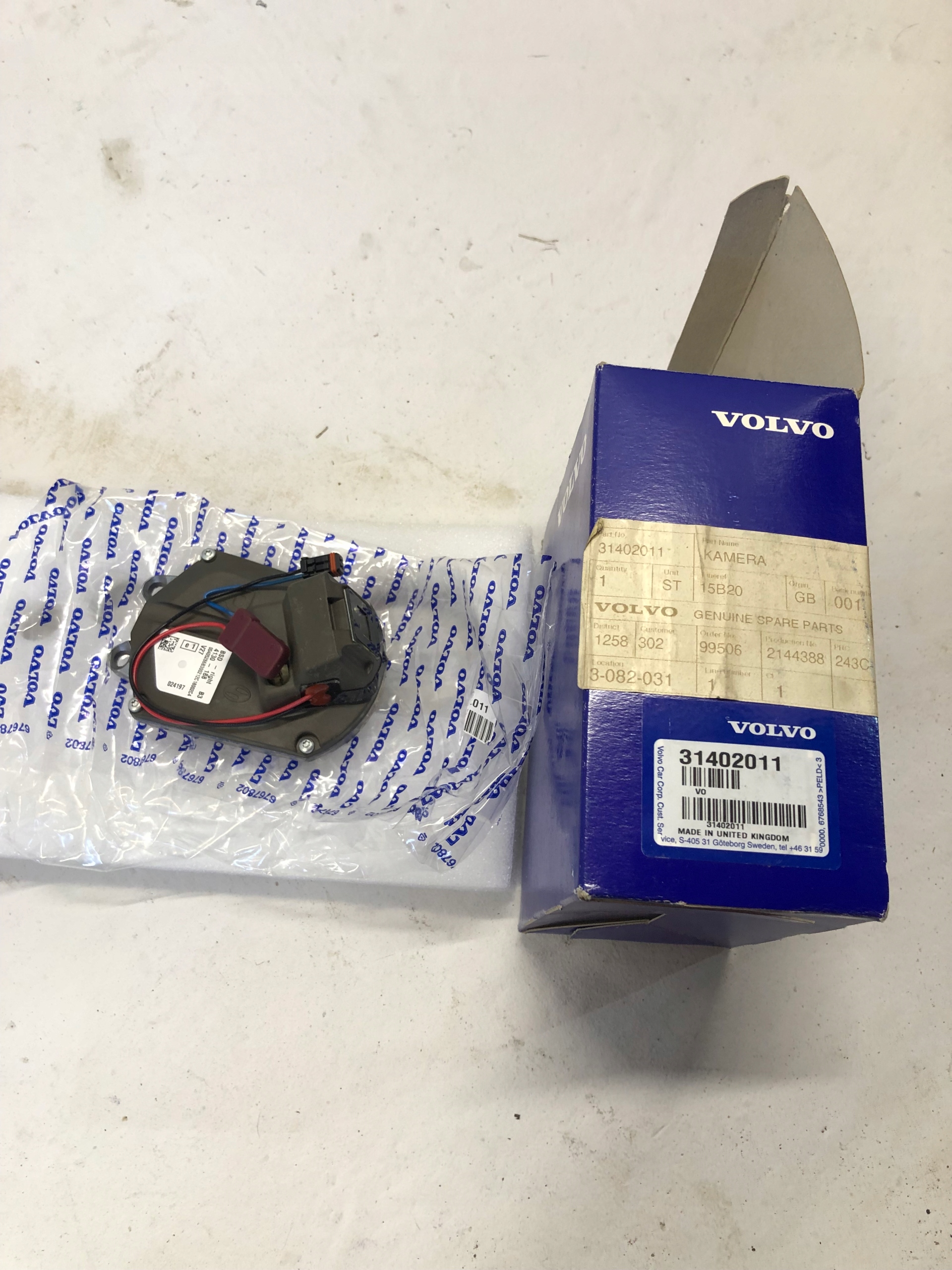 VOLVO XC60 KAMERA LUSTERKA BLIS Wersja Europejska