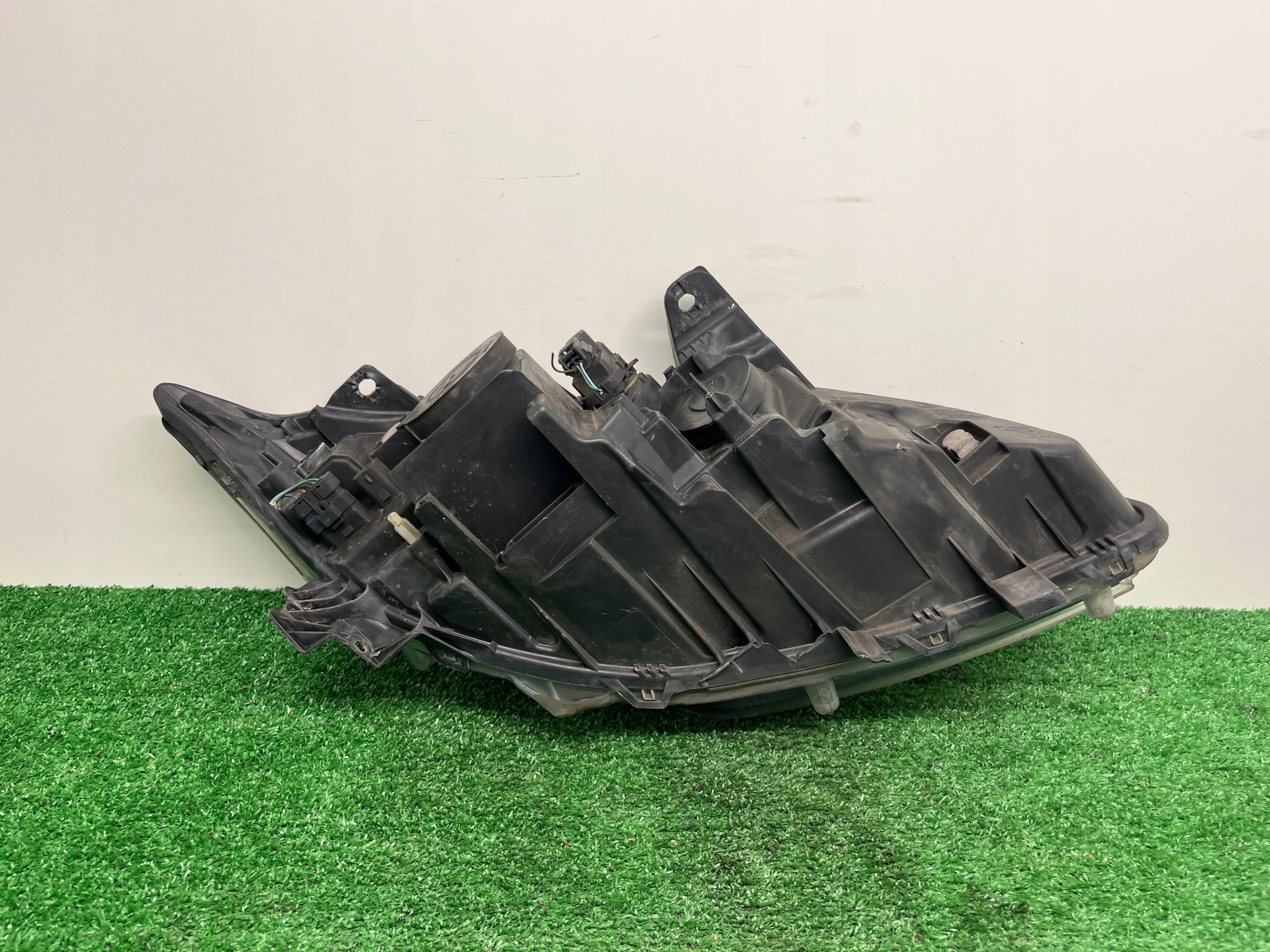 light left front LIFT RENAULT LAGUNA 3 89905209