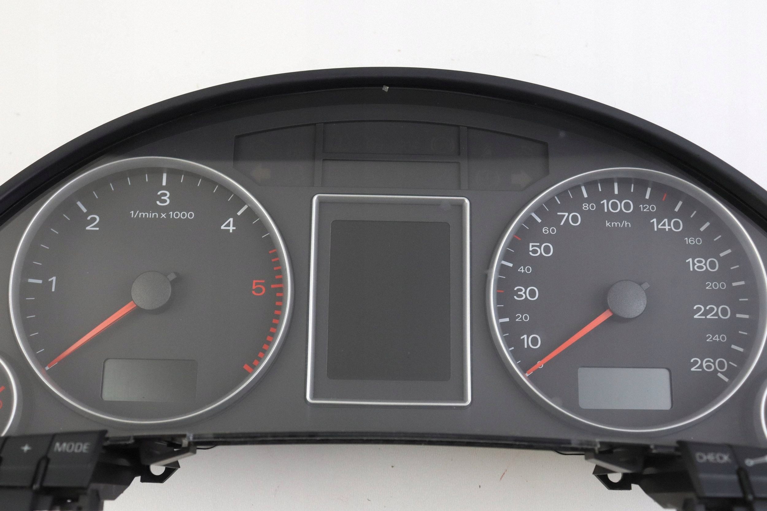 AUDI A4 B7 dials dials PREDKOSCIOMIERZ DIESEL 8E0920931D EUROPA