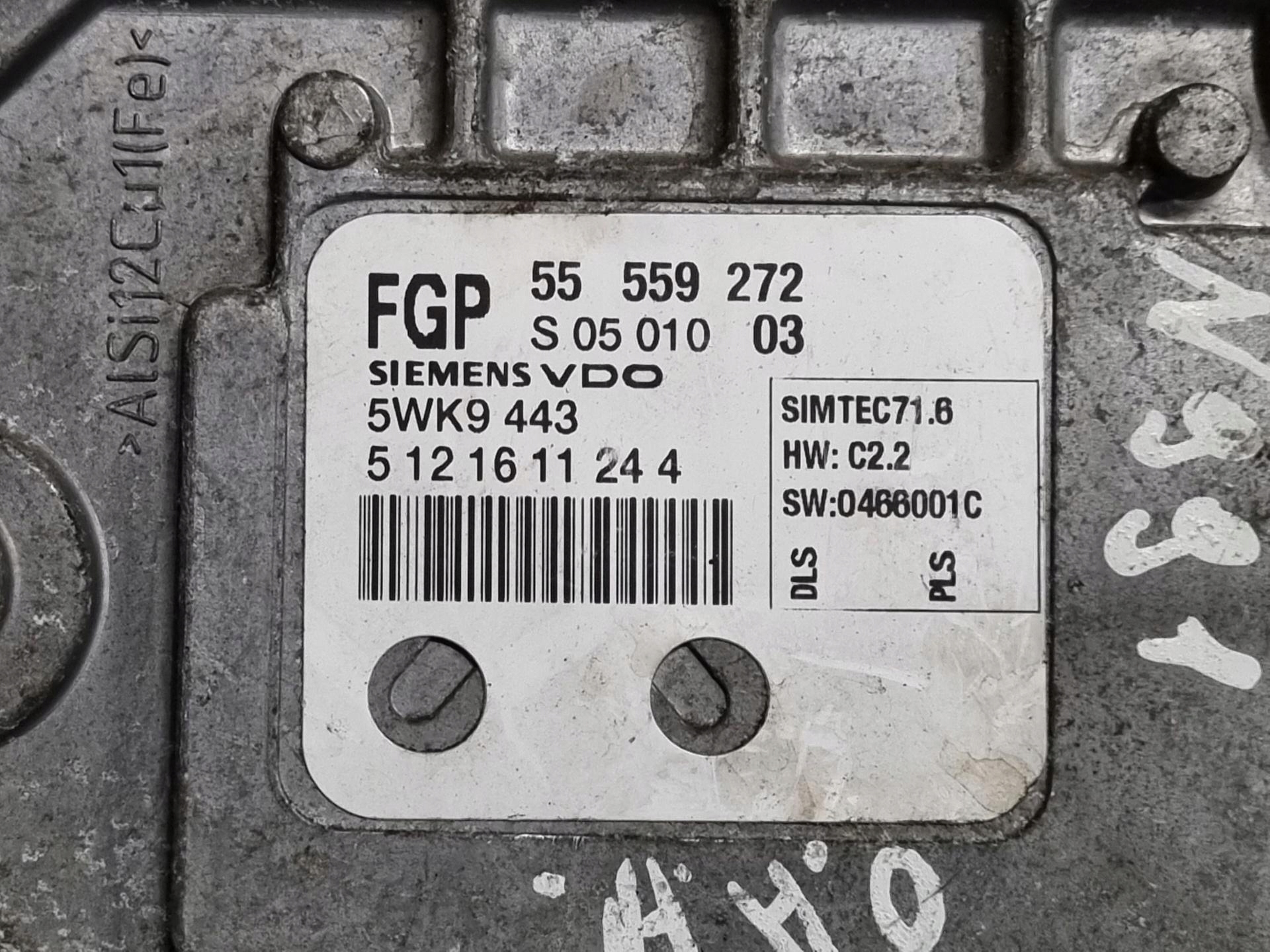 control unit of the engine Opel Astra H 2006 55559272