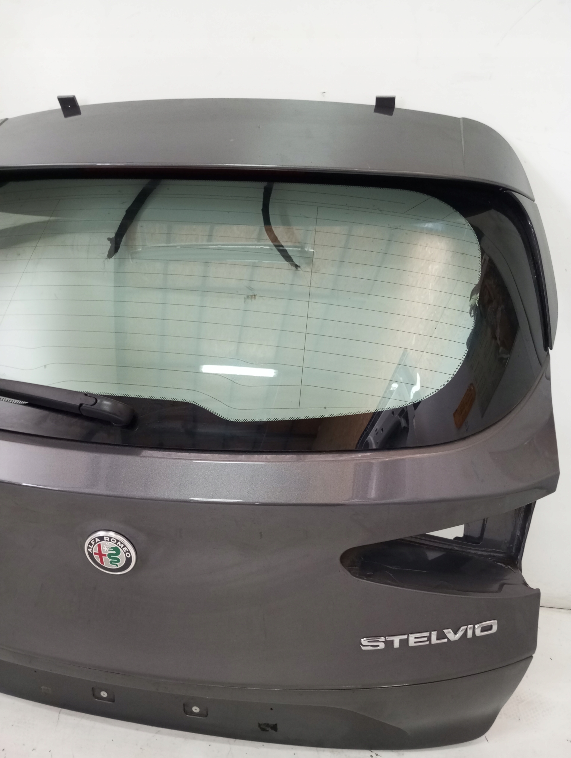 boot doors ALFA ROMEO STELVIO 22R below KAMERE
