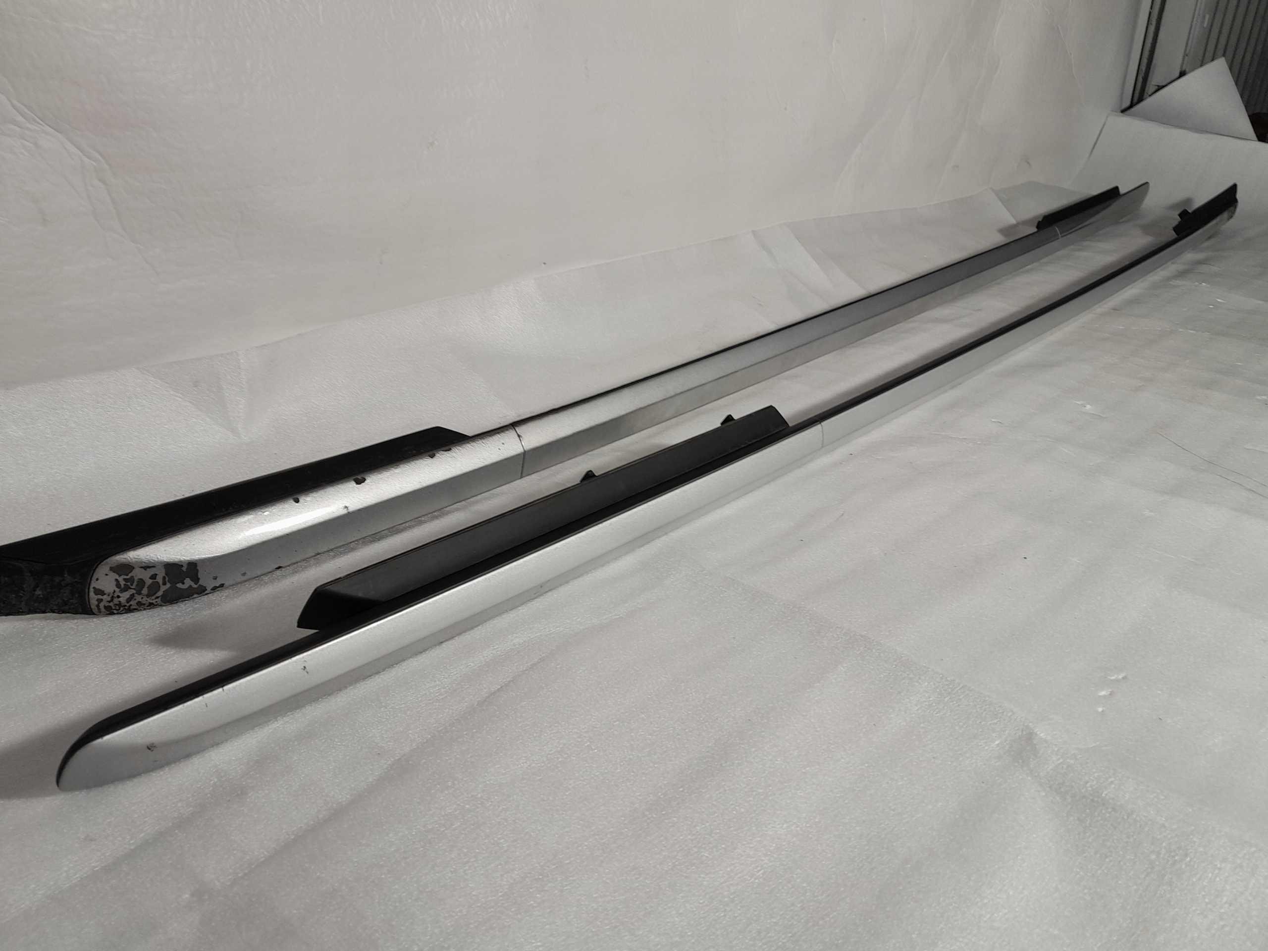 KIA CARNIVAL 2022 ski mouldings roof