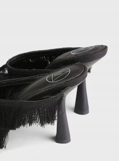 MISSGUIDED CZARNE KLAPKI JAPONKI OBCAS (40) Oryginalne opakowanie producenta pudełko
