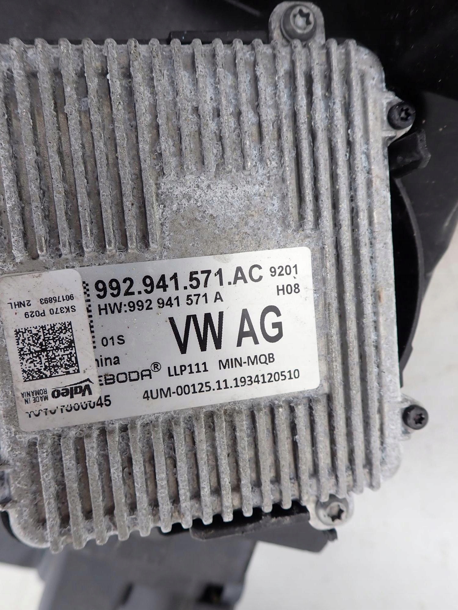 SKODA SCALA 19-> light front front right