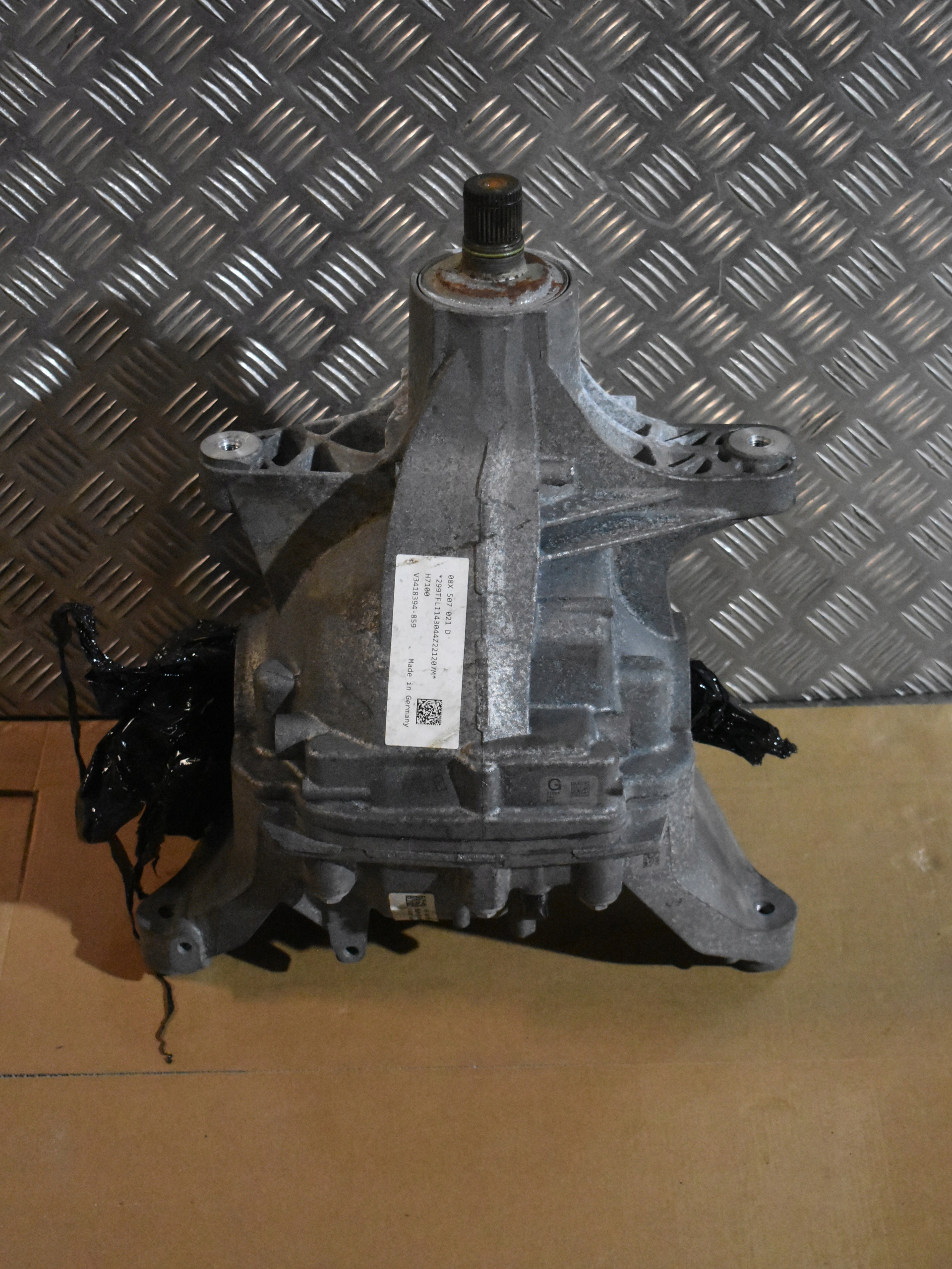 IDEALNY diff differential differential rear PORSCHE PANAMERA 971 22R. 1