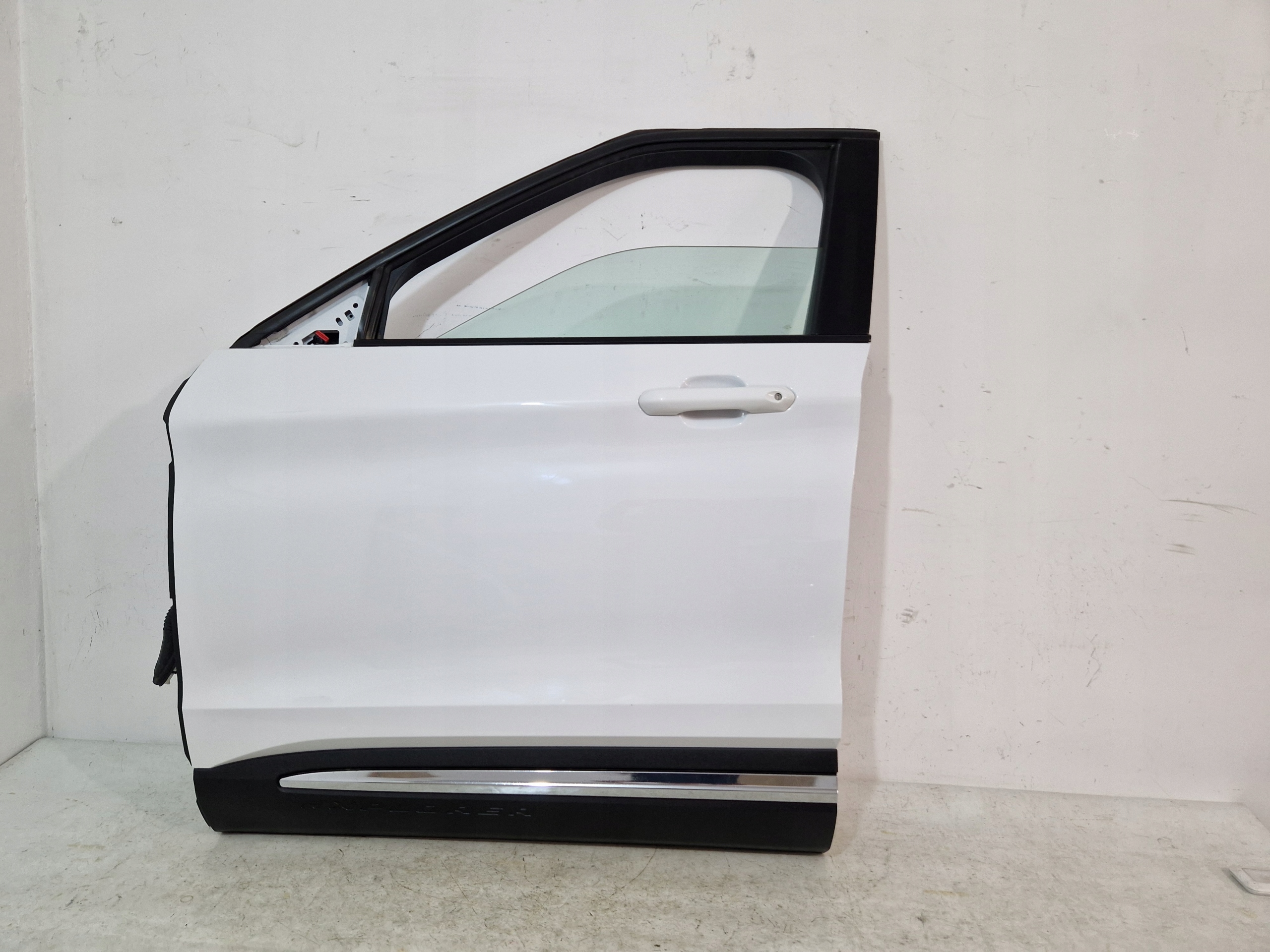 FORD EXPLORER VI 2020- door front front left YZ