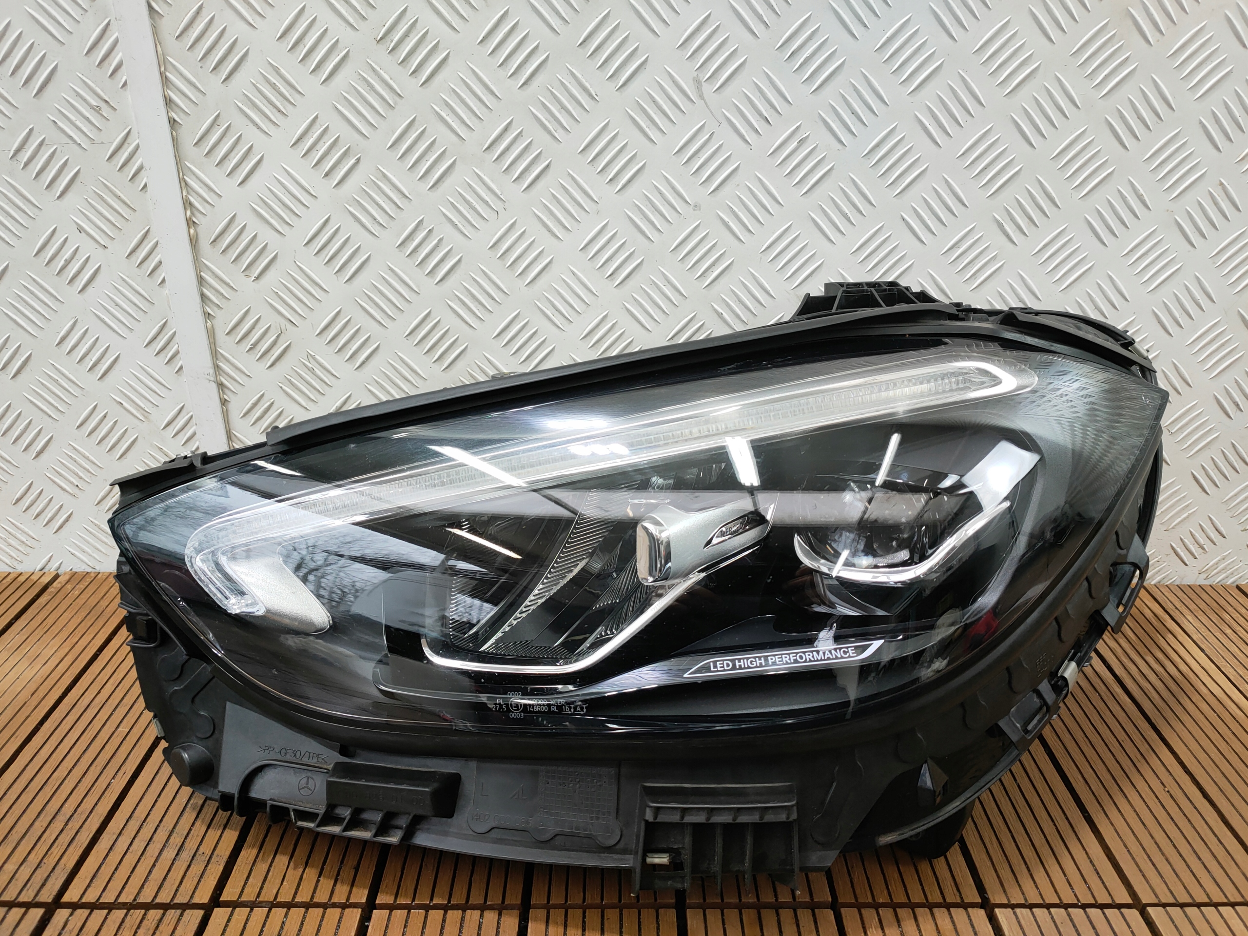 MERCEDES C-KLASA W206 21-24 light front left HIGH LED A2069060703 nice