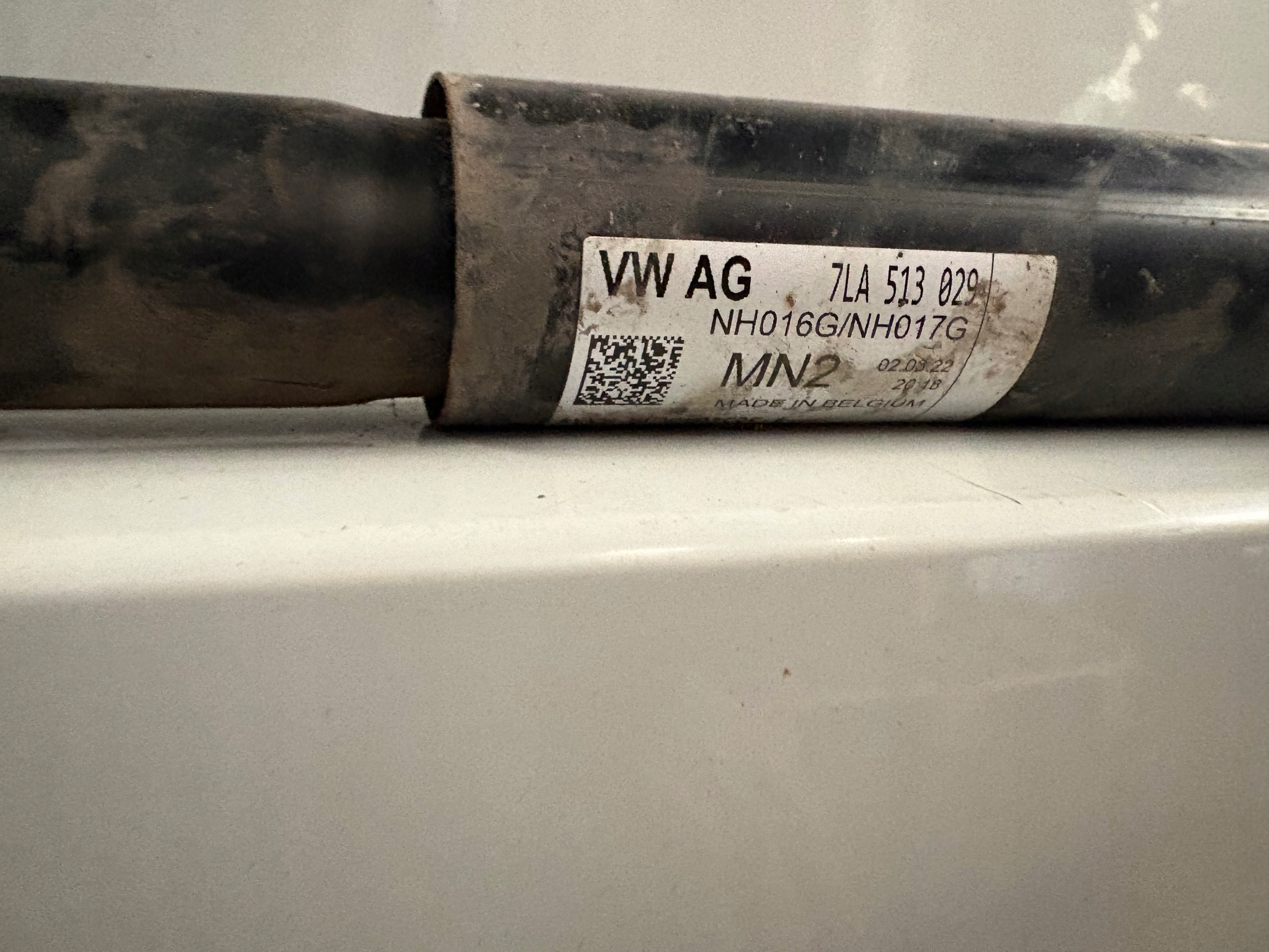 shock absorber rear VW T6 T6.1 7LA513029