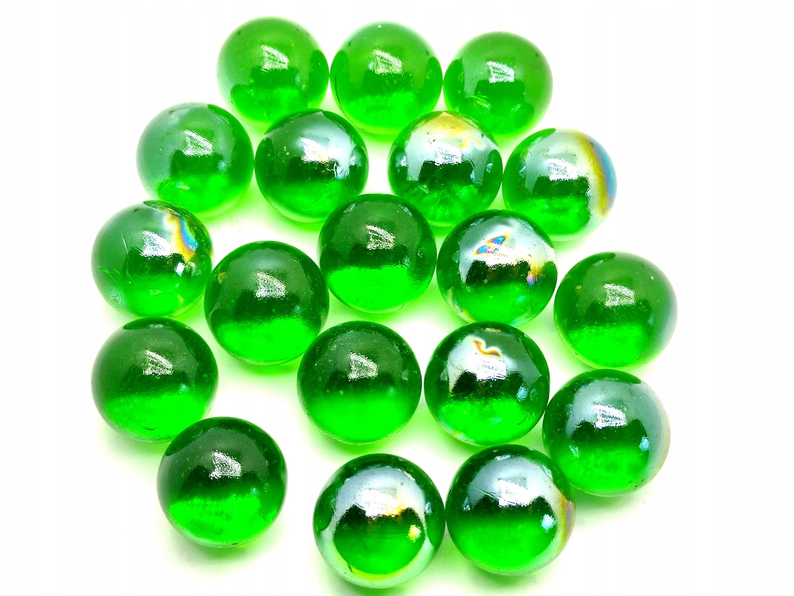 

Szklane Ozdobne Kulki Zielone 22 MM 0,5 Kg 20 Szt