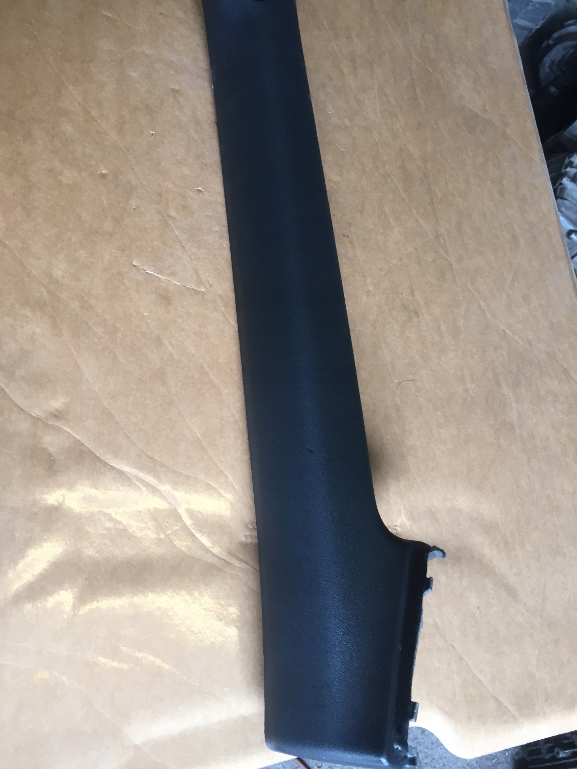 AUDI A3 8P side SLUPKA right front 8P7867234A