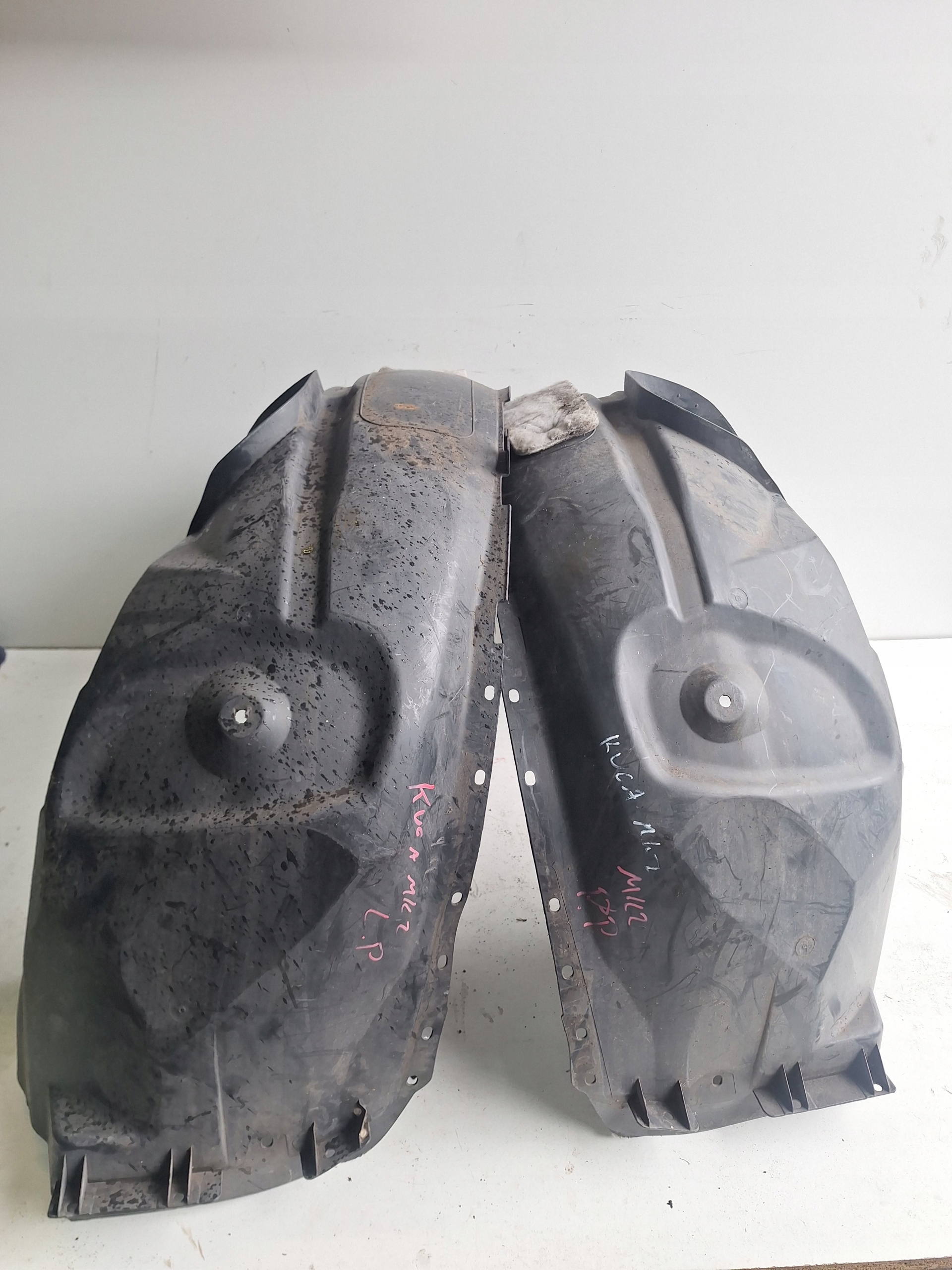 FORD KUGA MK2 12-16 mudguard front left