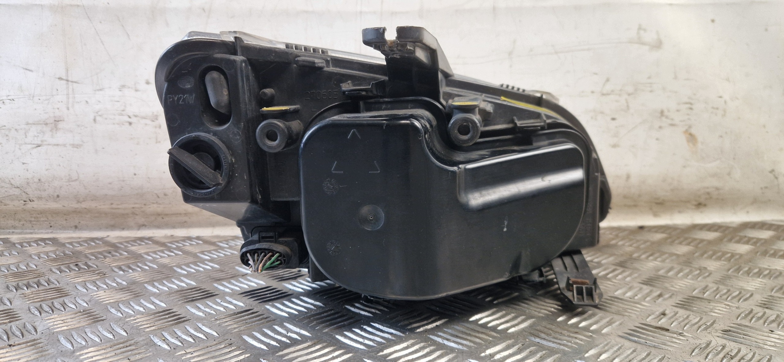 light left front FORD FOCUS X-MAX 2003r 3M51-13006-AG