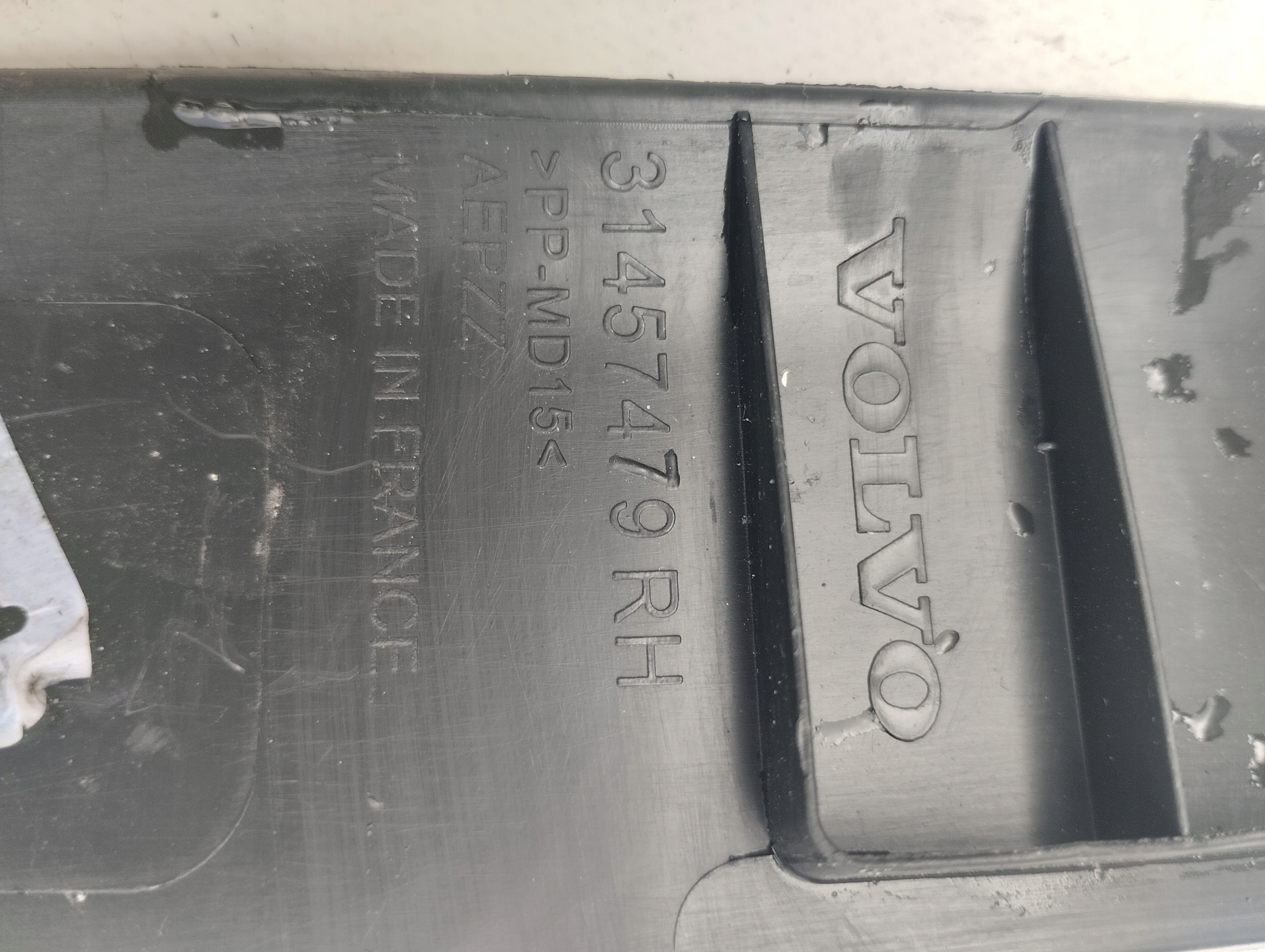 VOLVO XC40 cover SLUPKA right