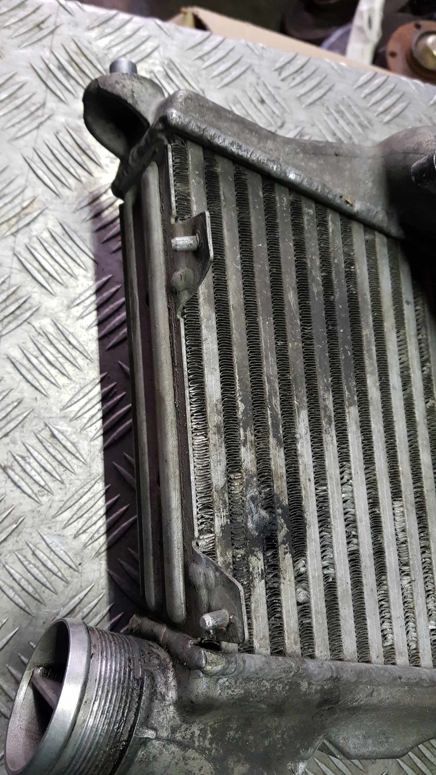 AUDI A8 D3 3.0 TDI intercooler radiator 4e0145806g left
