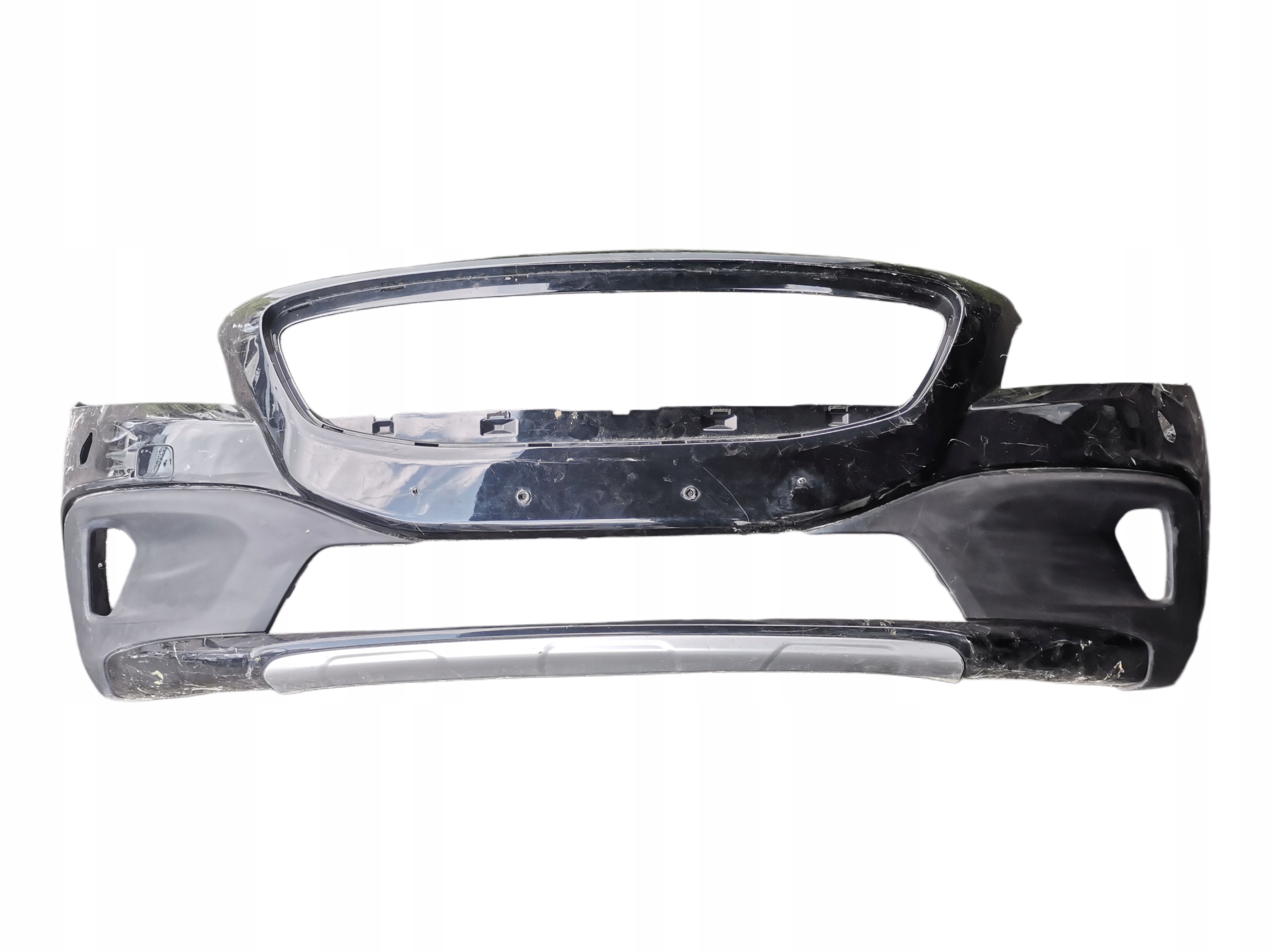 VOLVO V40 CROSS zderzak przód 31358310