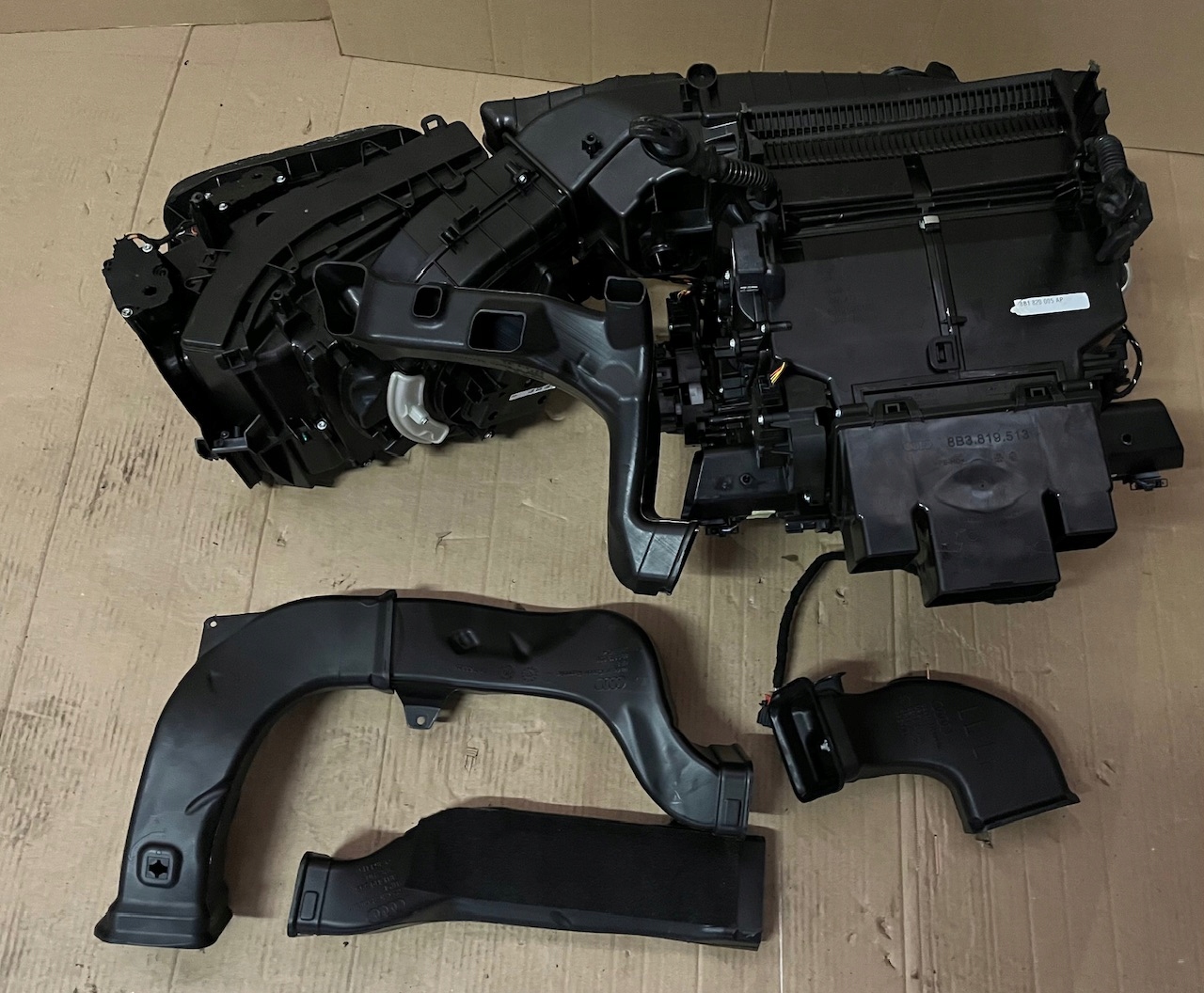 IDEALNA KPL. heater AUDI A5 B10 25r 1
