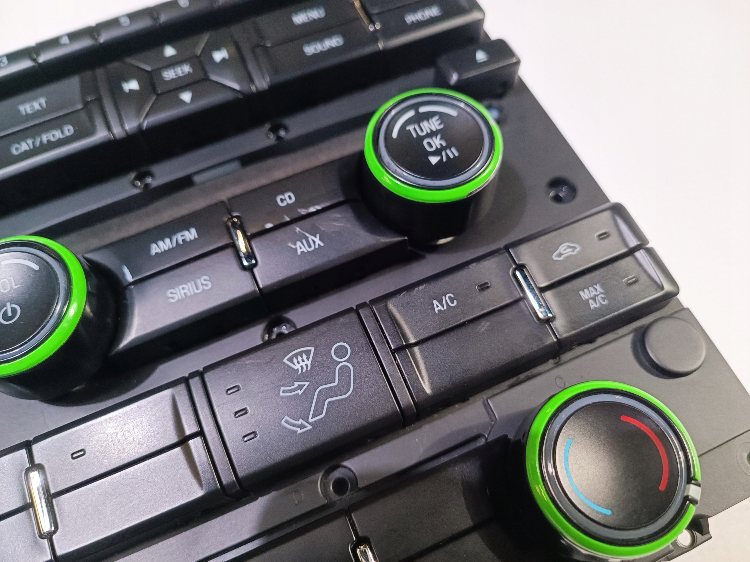 Panele radia klimatizaci Ford Mustang V 2010-2014