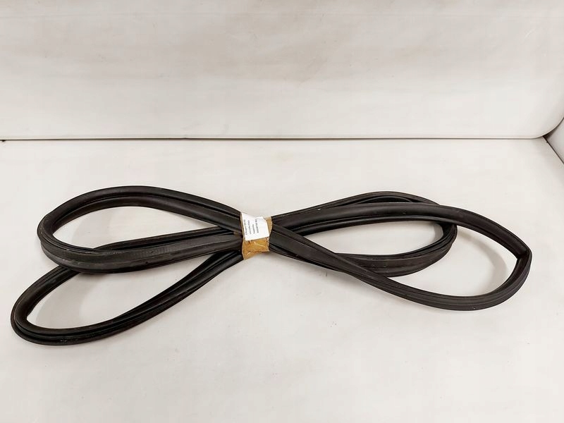 PEUGEOT208 I 5D USZCZELKA KLAPY BAGAŻNIKA