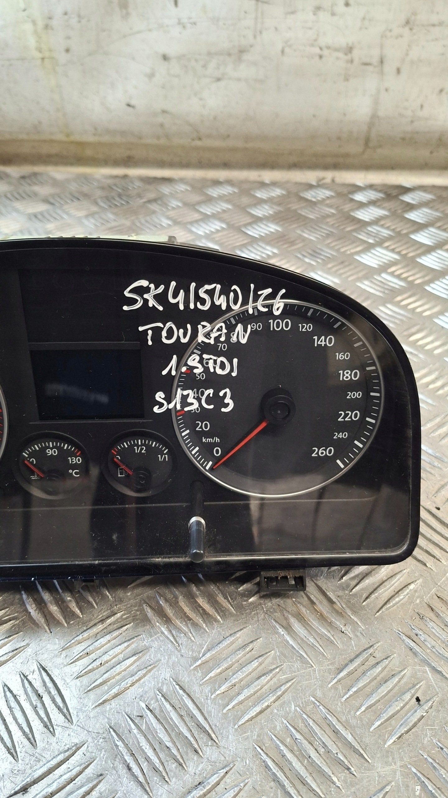 budíky budiky VW TOURAN a 1.9TDI