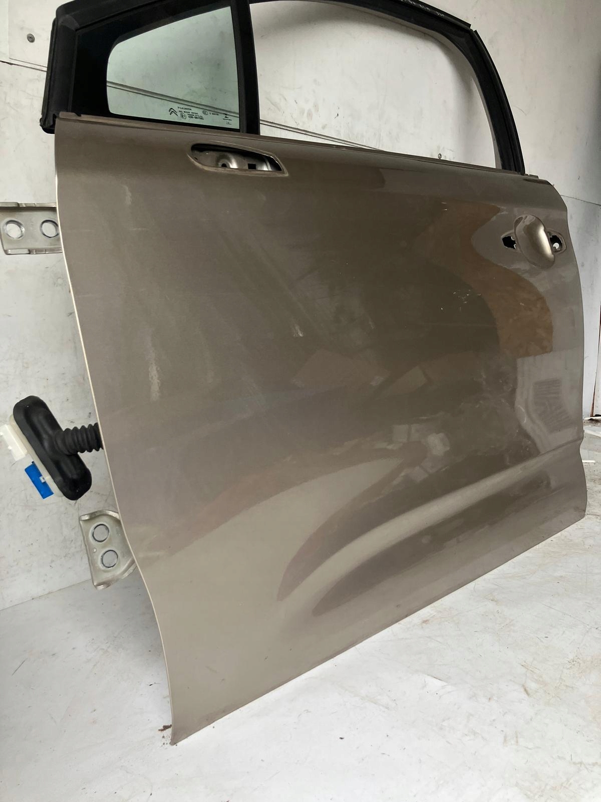 door left front CITROEN C4 II B7 KCH