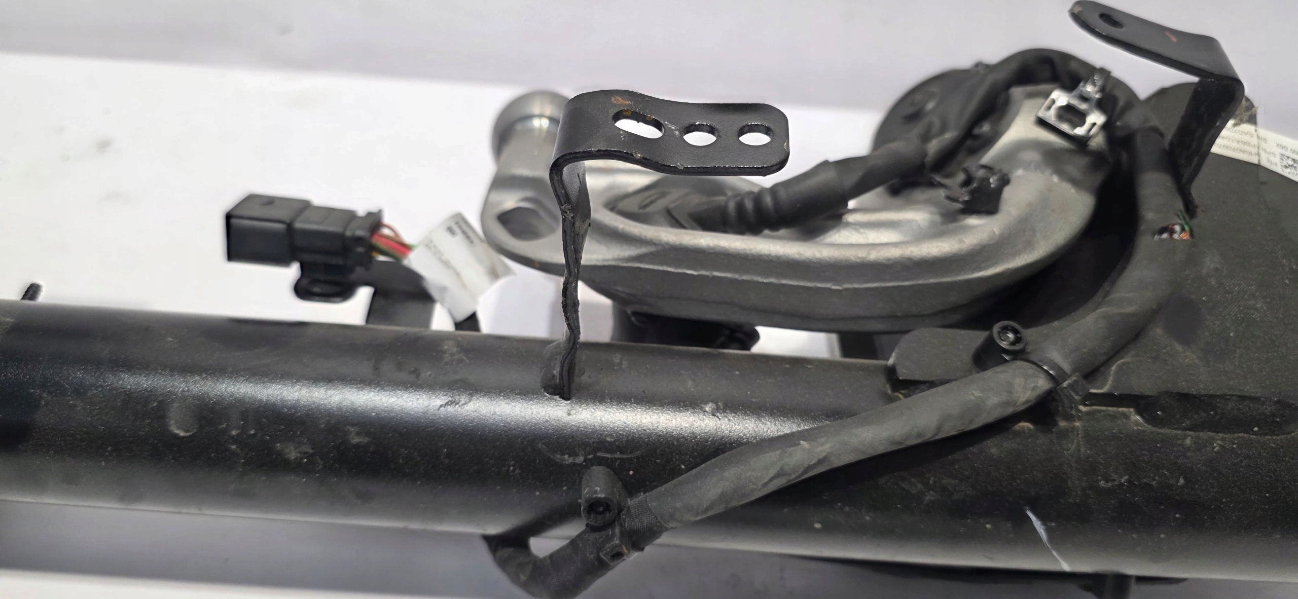 tow electrical BMW 5 G60 original 5A07097