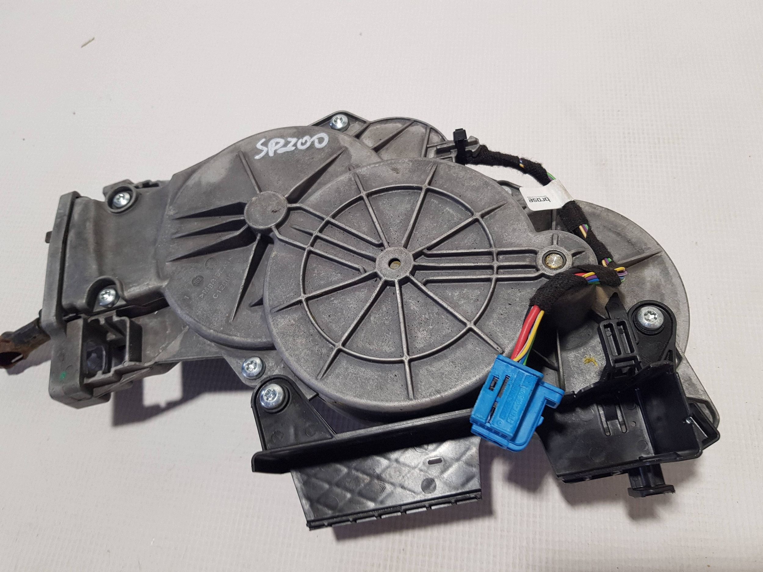 Mécanisme du capot Arrière MERCEDES GLC W253 W205 A0997602601