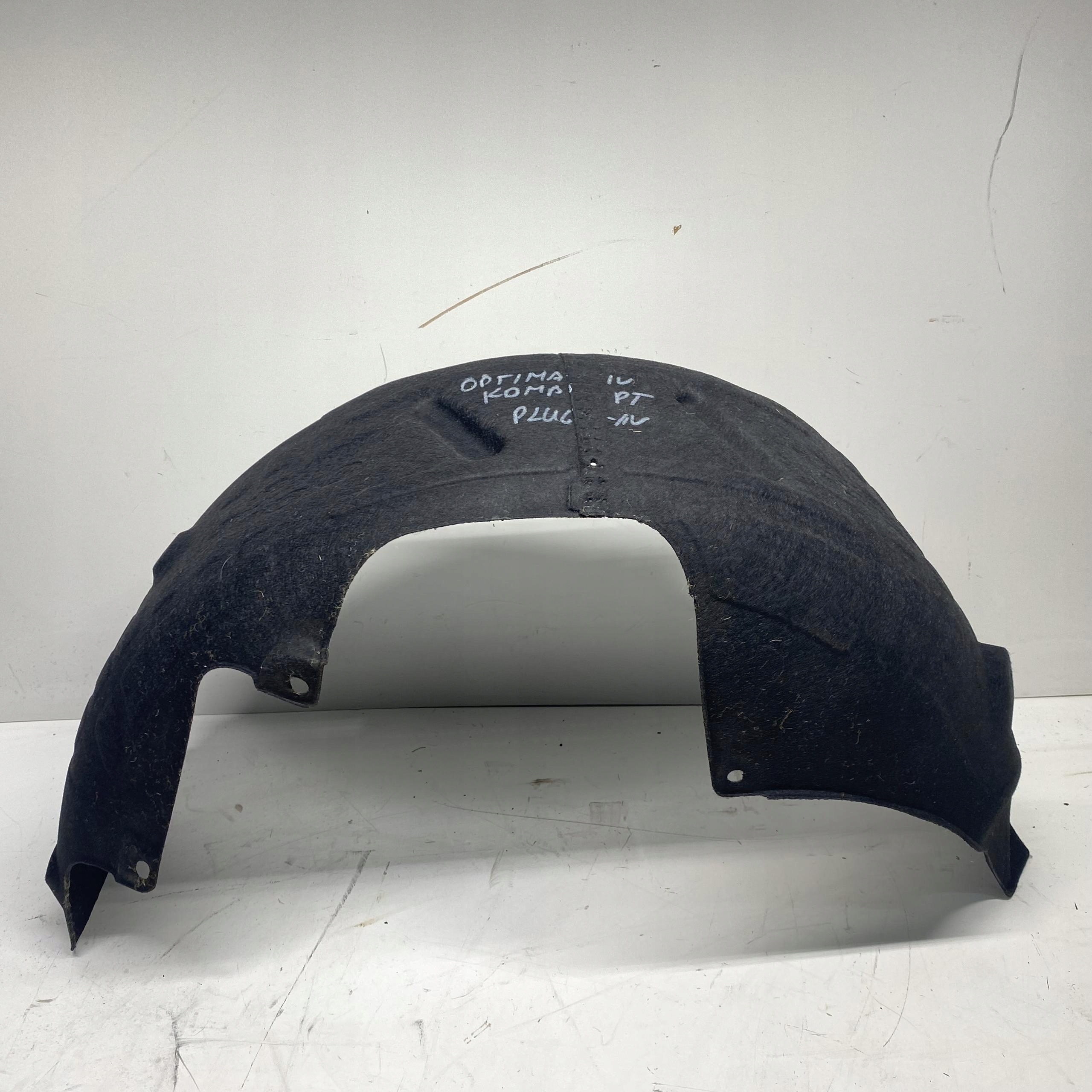 mudguard right rear. KIA OPTIMA IV KOMBI 86826-D4000