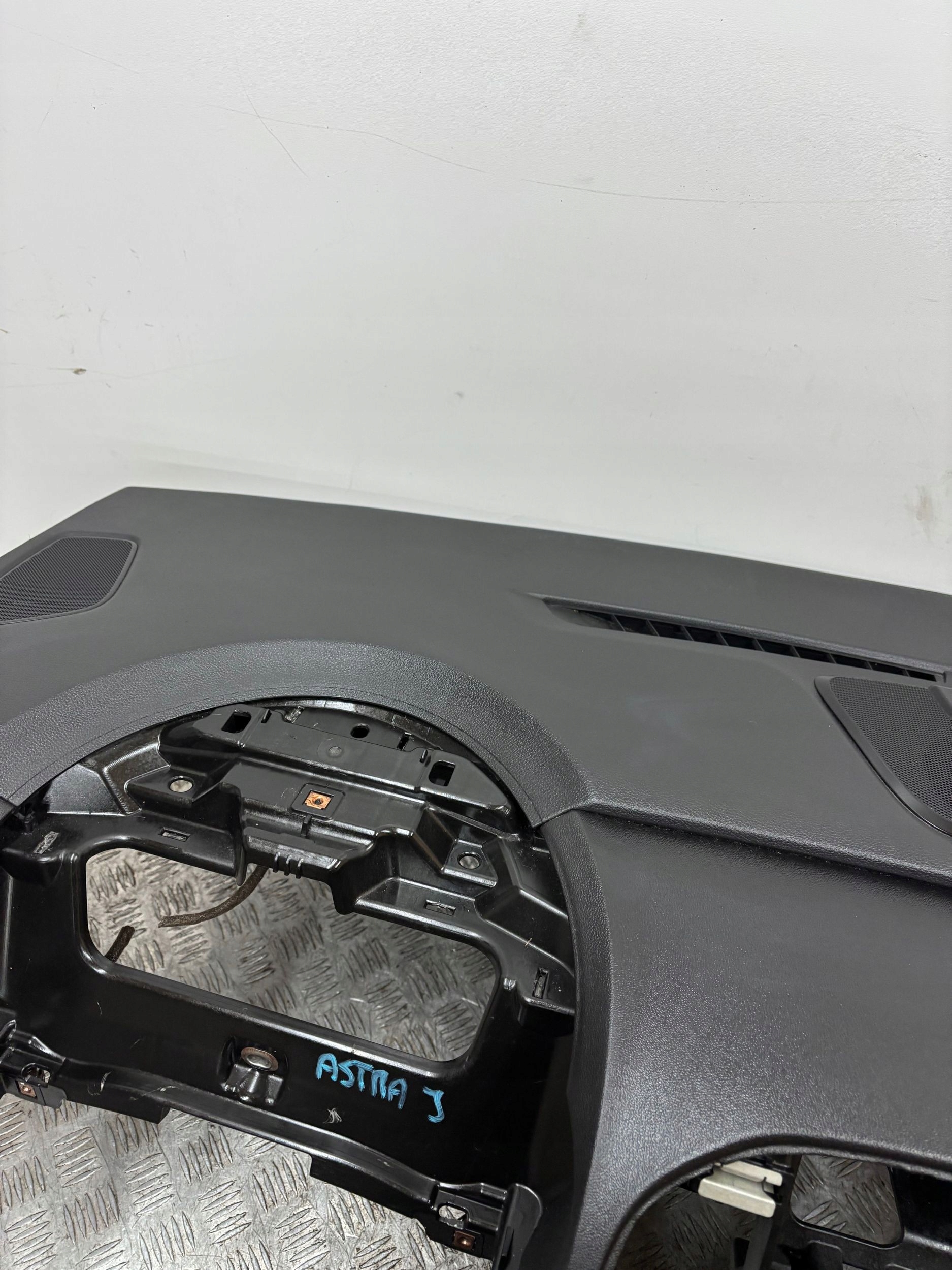 dashboard console airbag airbags OPEL ASTRA J IV