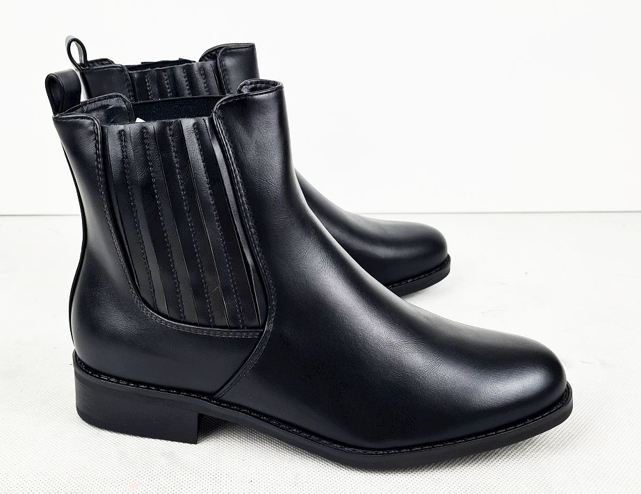 CZARNE PŁASKIE ELASTYCZNE BOTKI BUTY SZTYBLETY 39