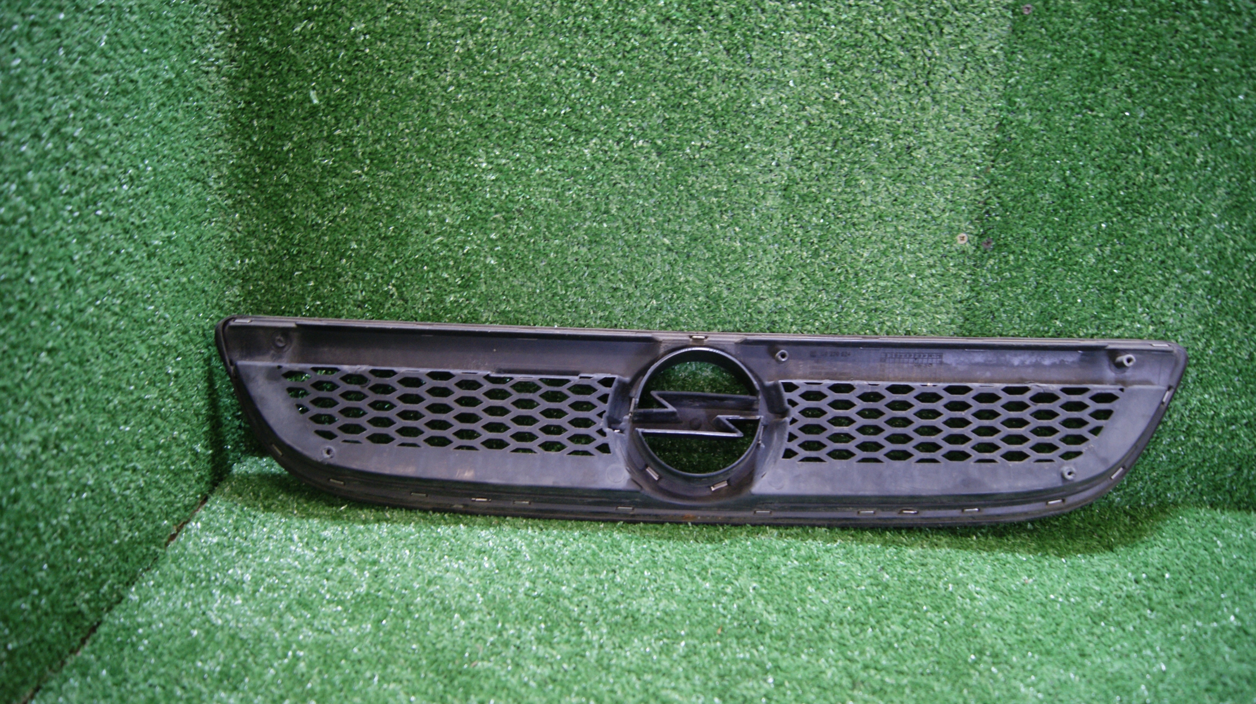 Grill Grill OPEL ZAFIRA A 09270524 CHROM !
