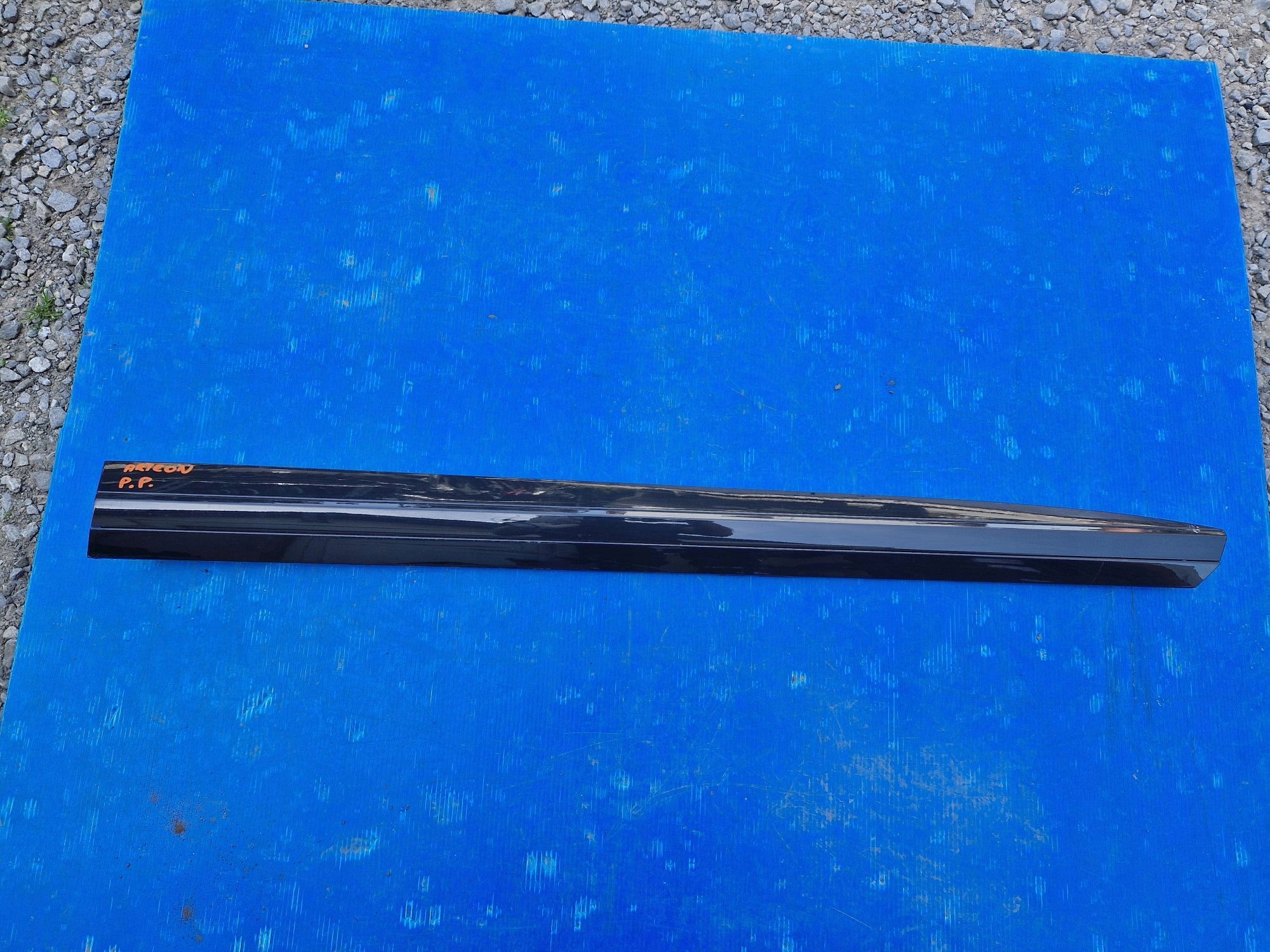 moulding for door right front VW ARTEON 2017R->