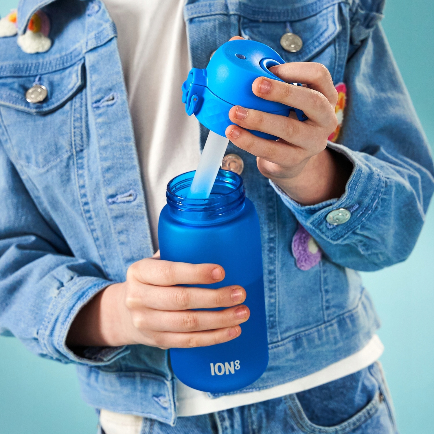 MAŁY BIDON Z USTNIKIEM SŁOMKĄ RURKĄ SPORTOWY DZIECIĘCY NIEBIESKI ION8 350ml Rodzaj bidon