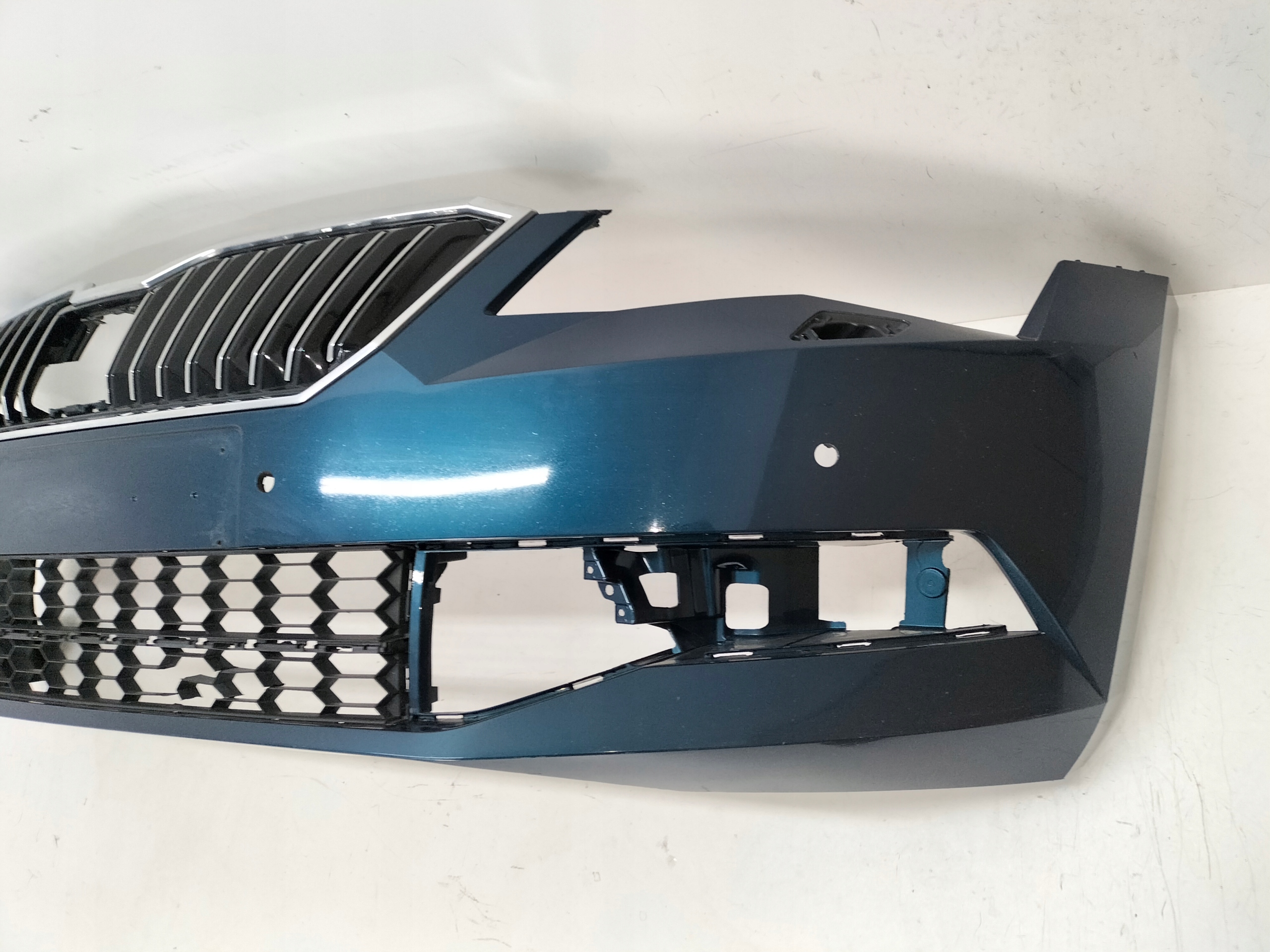 front bumper front SKODA SUPERB III 15-19
