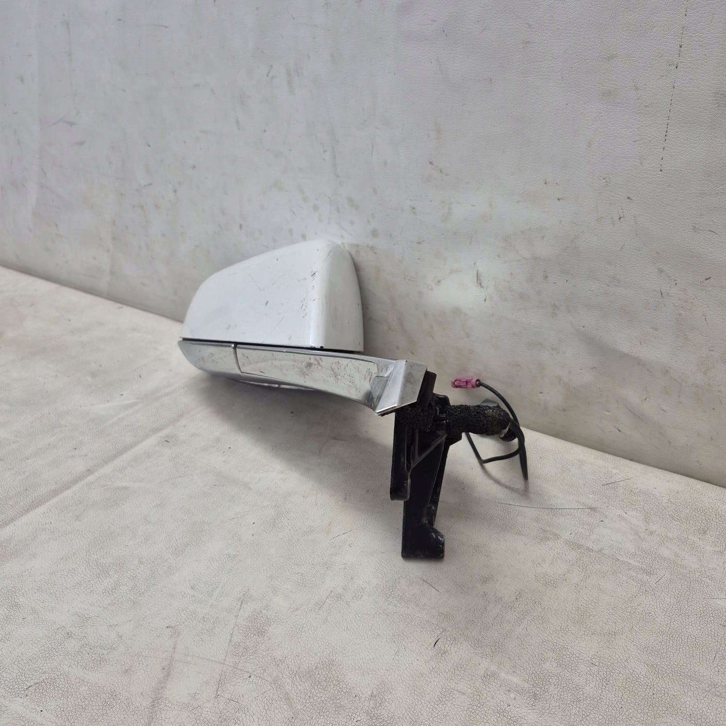 TESLA MODEL S 12-26 mirror front front right