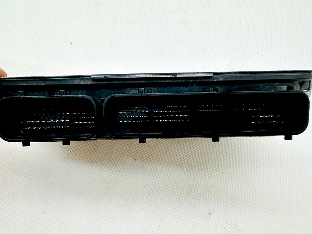 # STEROWNIK TOYOTA RAV4 2.0 89661-42Y10 # Typ samochodu 4x4/SUV Samochody osobowe