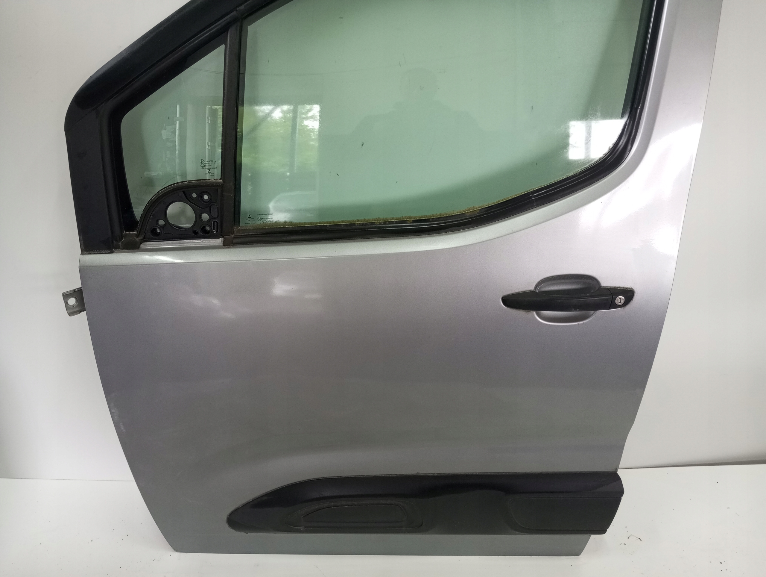 door left front CITROEN BERLINGO IV 16R