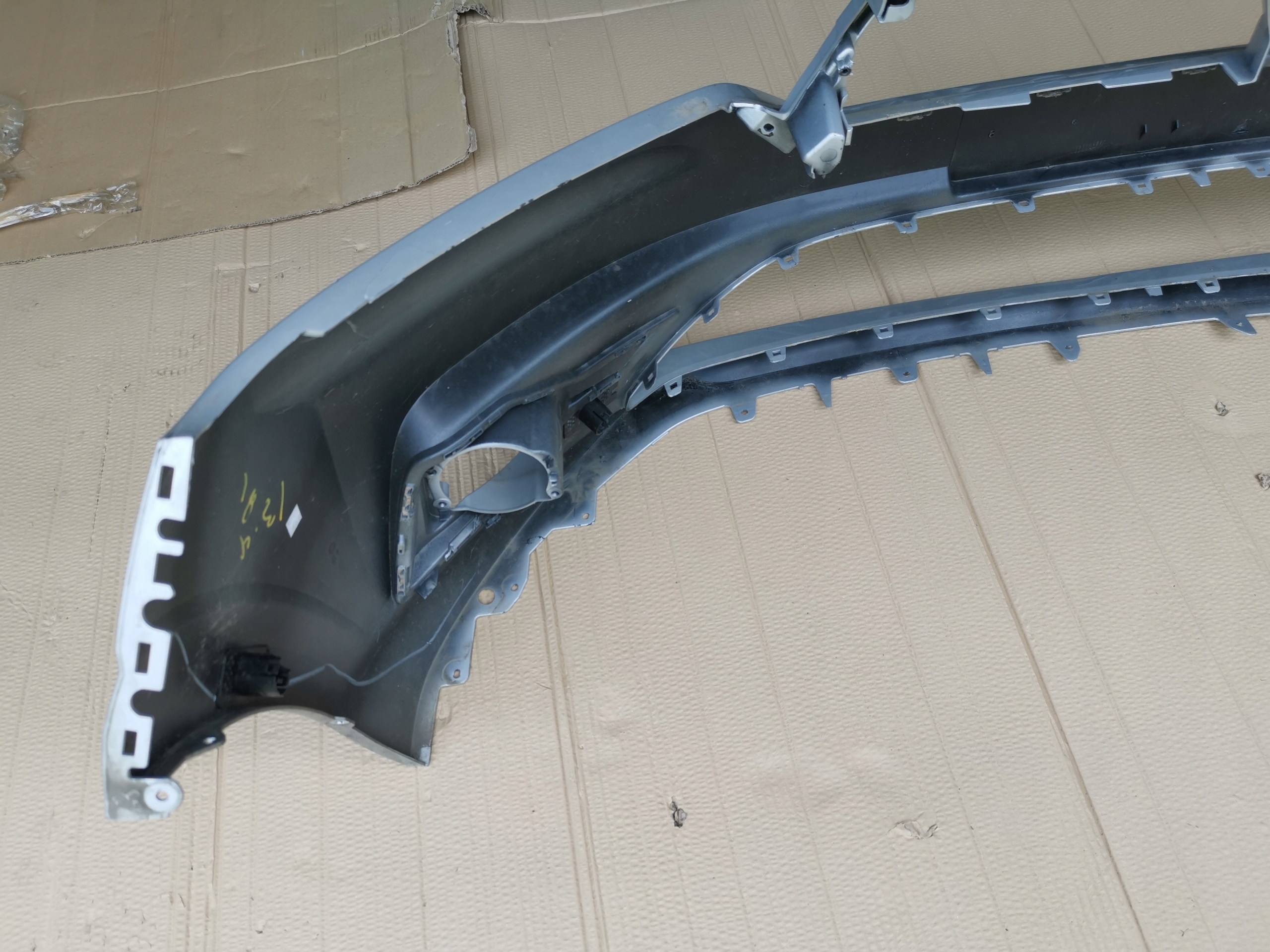 DACIA SANDERO III 3 bumper front front 620228531r