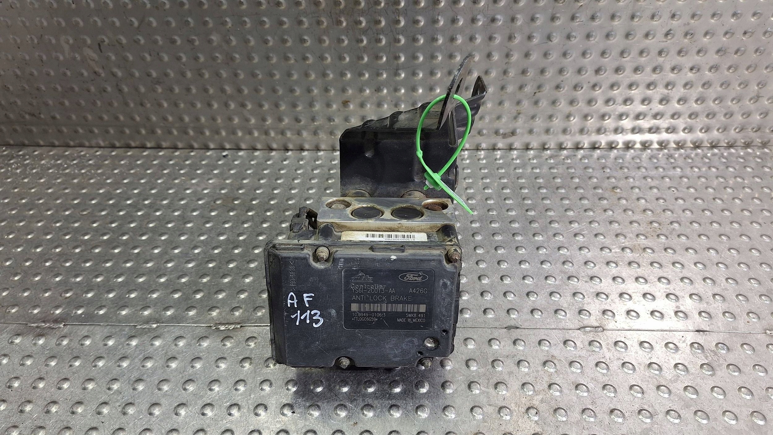 pump control unit ABS YS61-2M110-AA YS61-2C013-AA FORD COURIER FIESTA MK4