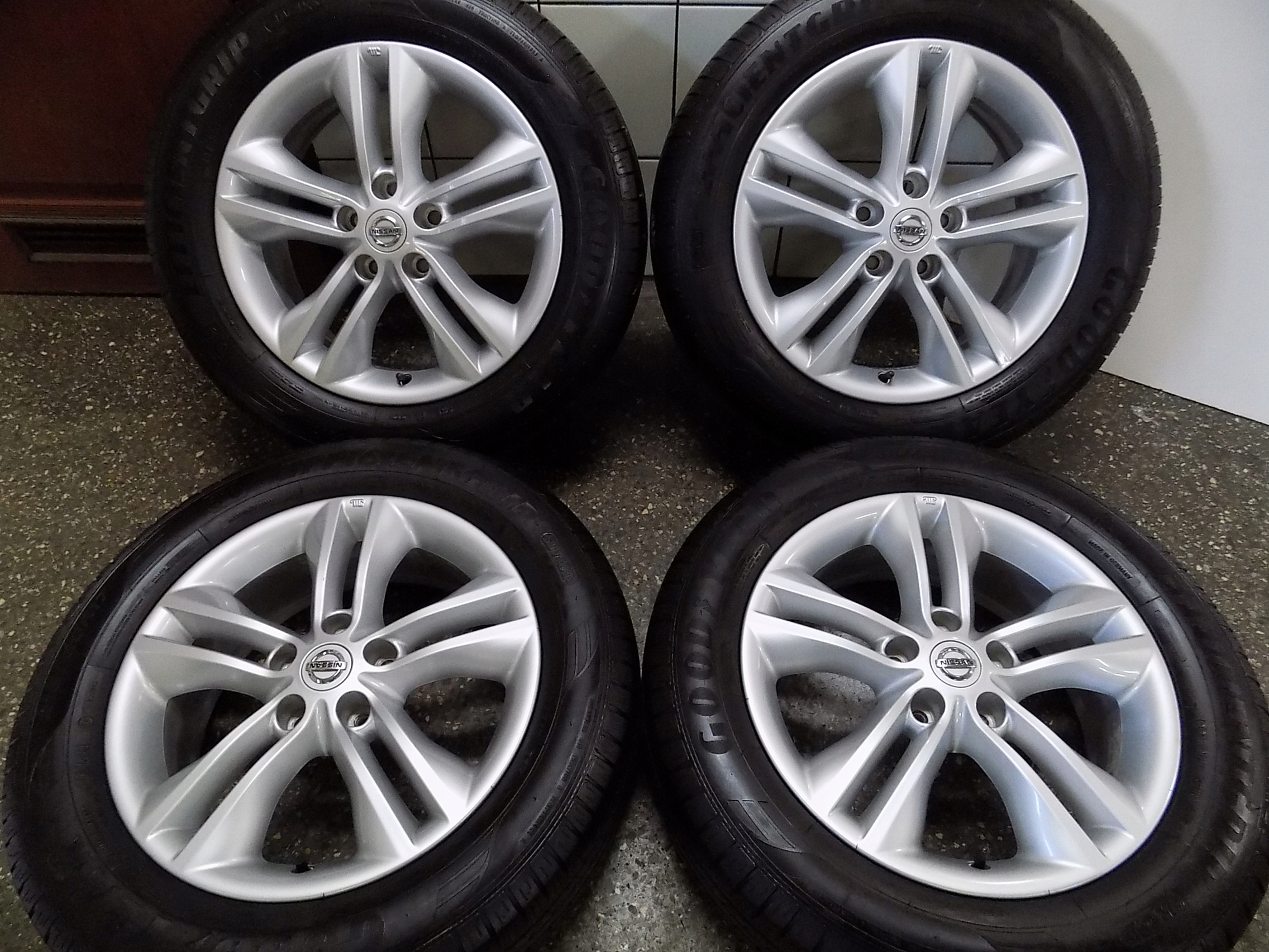 4x ORYGINALNE KOŁA LETNIE NISSAN QASHGAI_F-VAT Kod producenta 40300