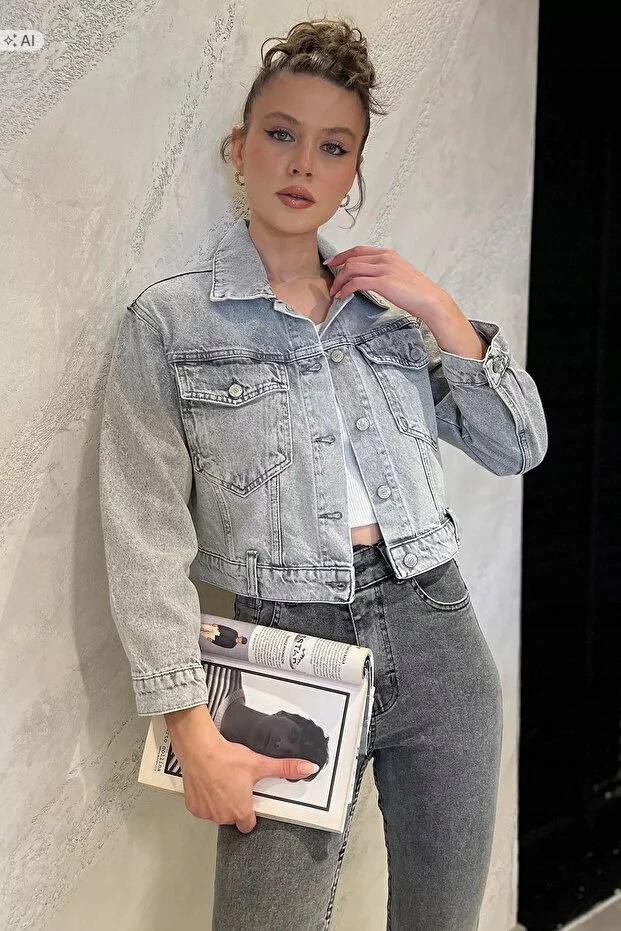 Krátká Prošívaná Džínová Bunda V Minimalistickém Stylu Xs 5IA
