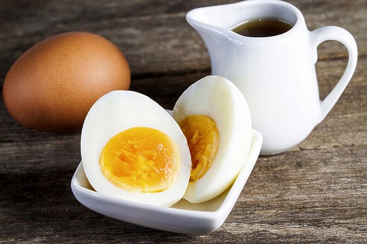 FORMA SILIKONOWA DO JAJEK PANCAKES PLACKÓW KWIATEK Materiał silikon