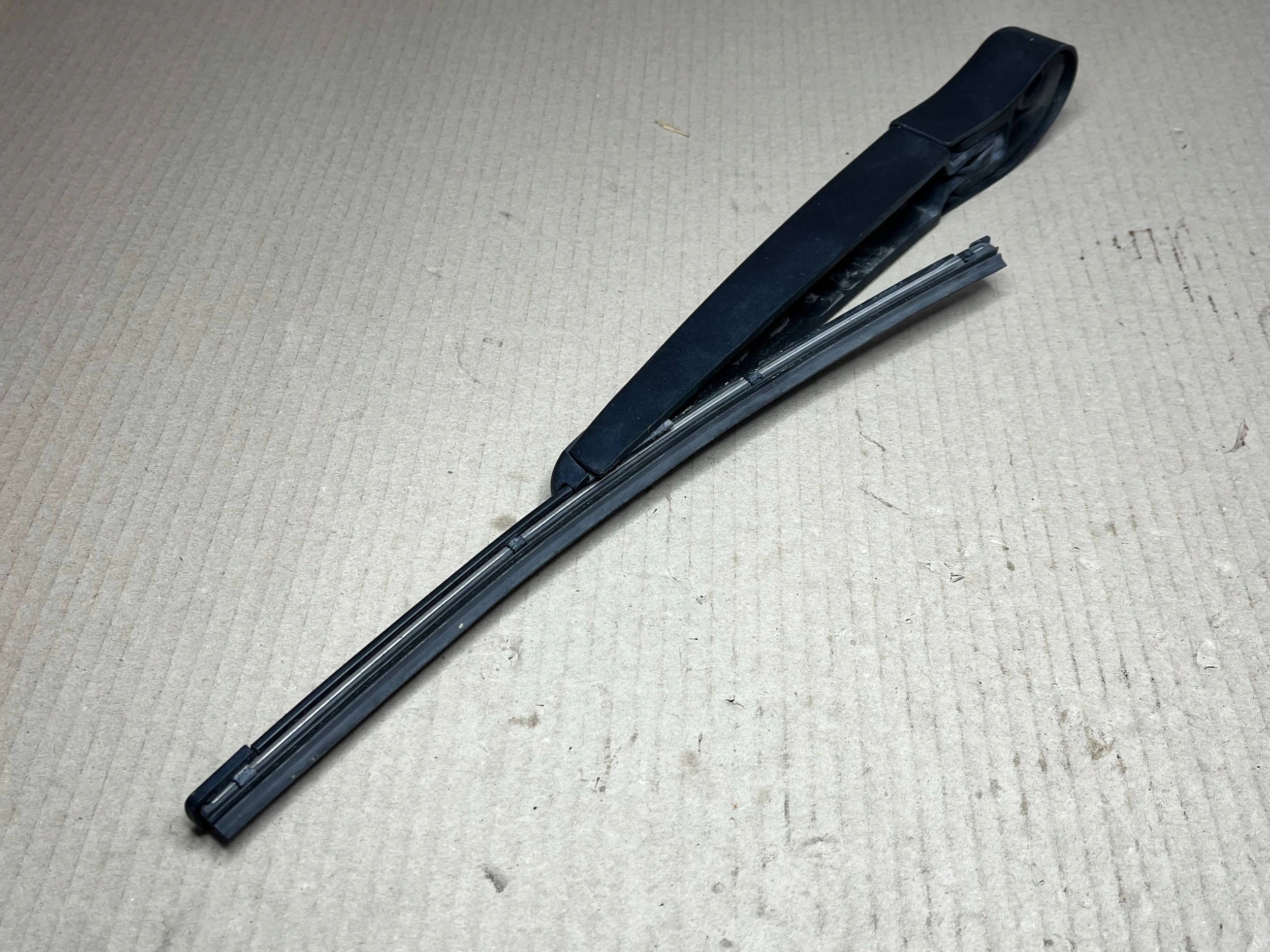 wischerarm hinten KIA Ceed 98811A2000